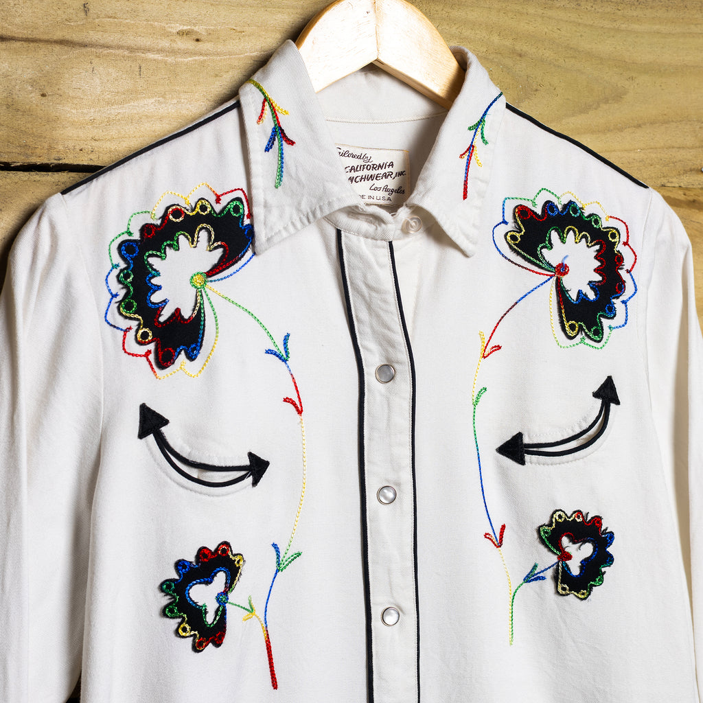 Rare 1950s Vintage California Ranchwear Embroidered Cream Pearl Snap Western Shirt – Size M