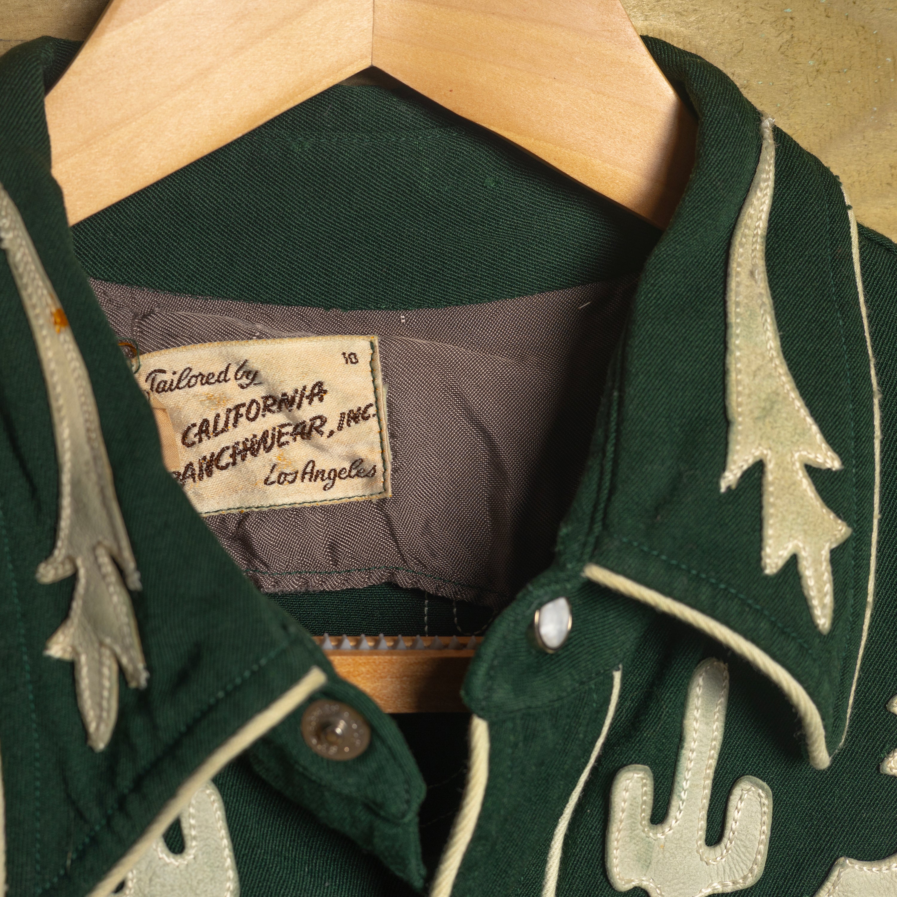 Vintage 1950s California Ranchwear Green Gabardine Cactus Embroidered Western Shirt | Size L