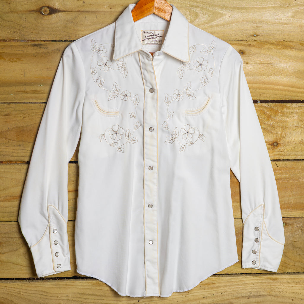 Vintage California Ranchwear Women's White Rayon Embroidered Cowboy Shirt with Pearl Snaps - Size Medium