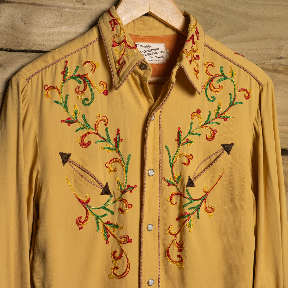 1950s California Ranchwear Mustard Floral Chain-Stitch Western Shirt – S–M