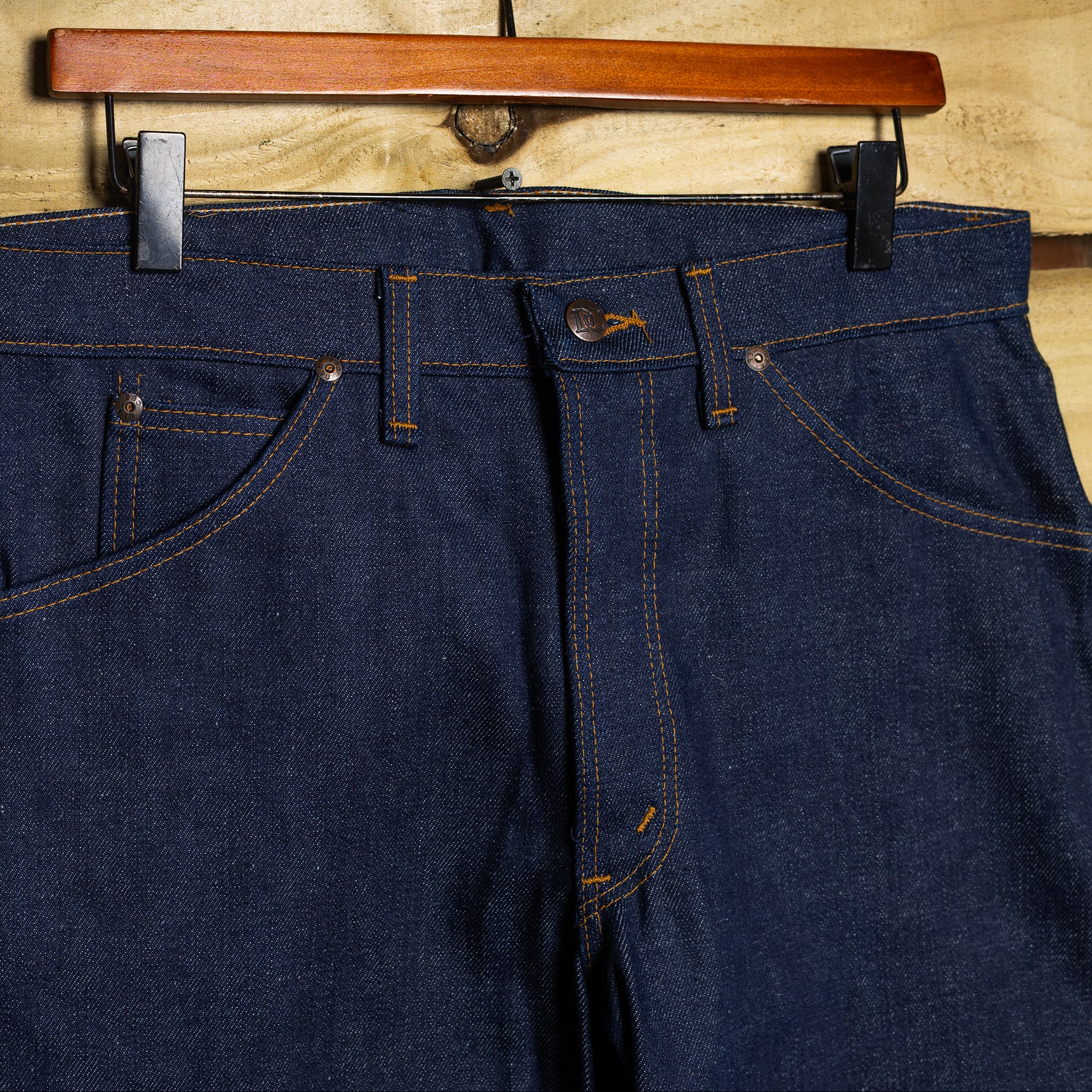 NWT Vintage Dee Cee Straight Leg Dark Wash Denim Jeans – 34 x 30