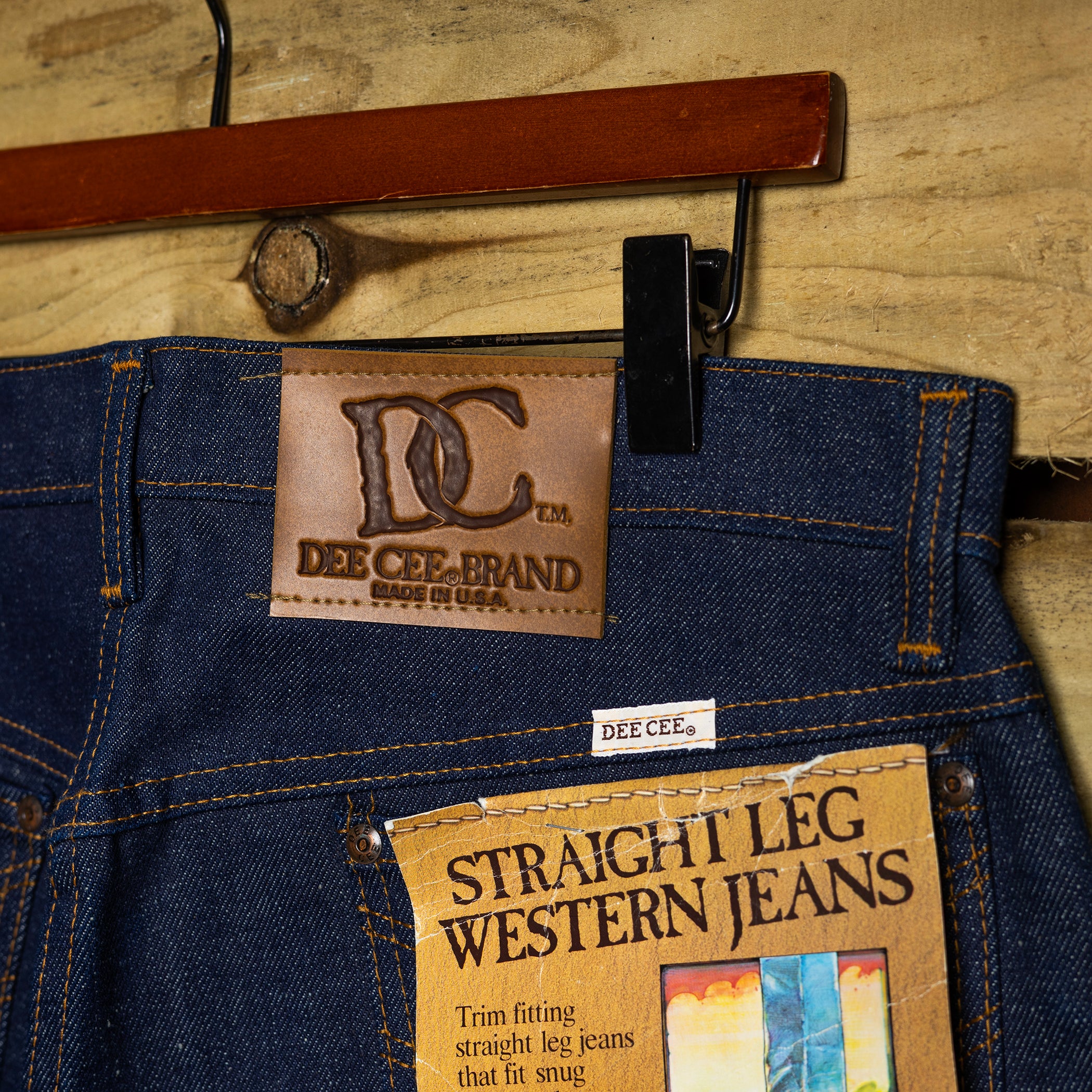 NWT Vintage Dee Cee Straight Leg Dark Wash Denim Jeans – 34 x 30
