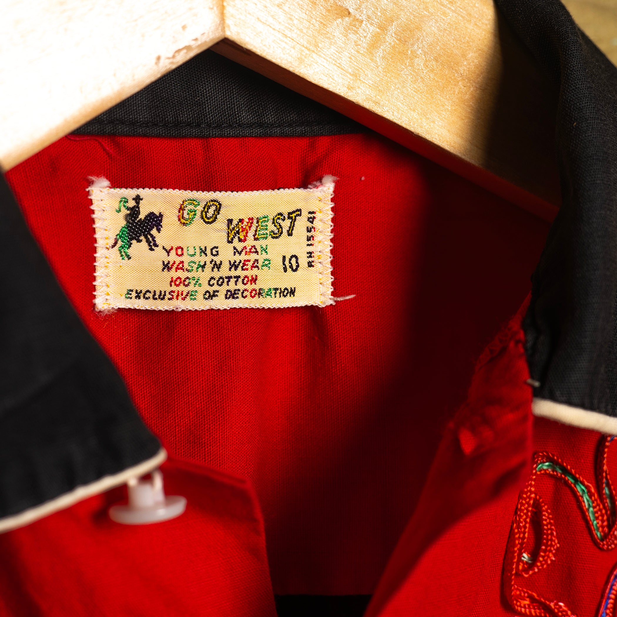 1970s Vintage Go West Black Embroidered Boys Western Shirt 15"