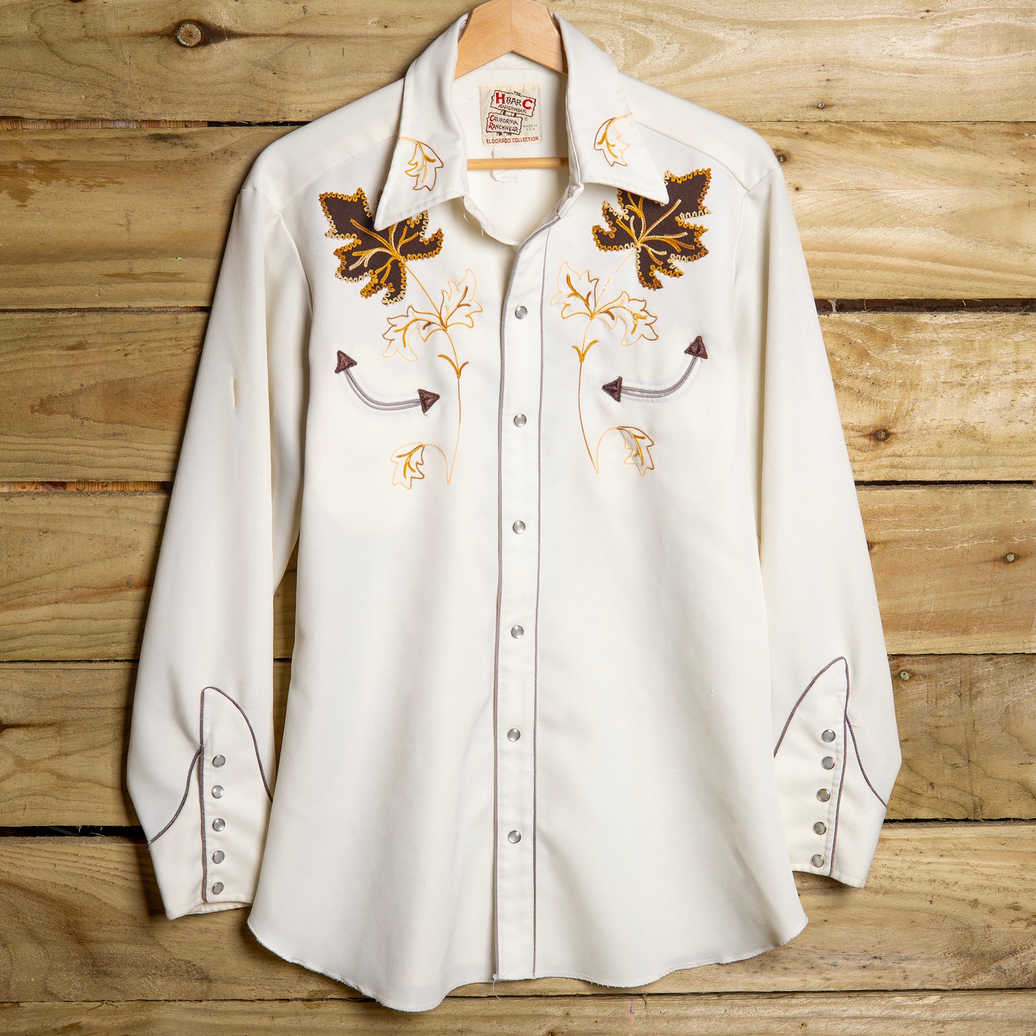 H Bar C California Ranchwear Cream Floral Embroidered Cowboy Shirt – M
