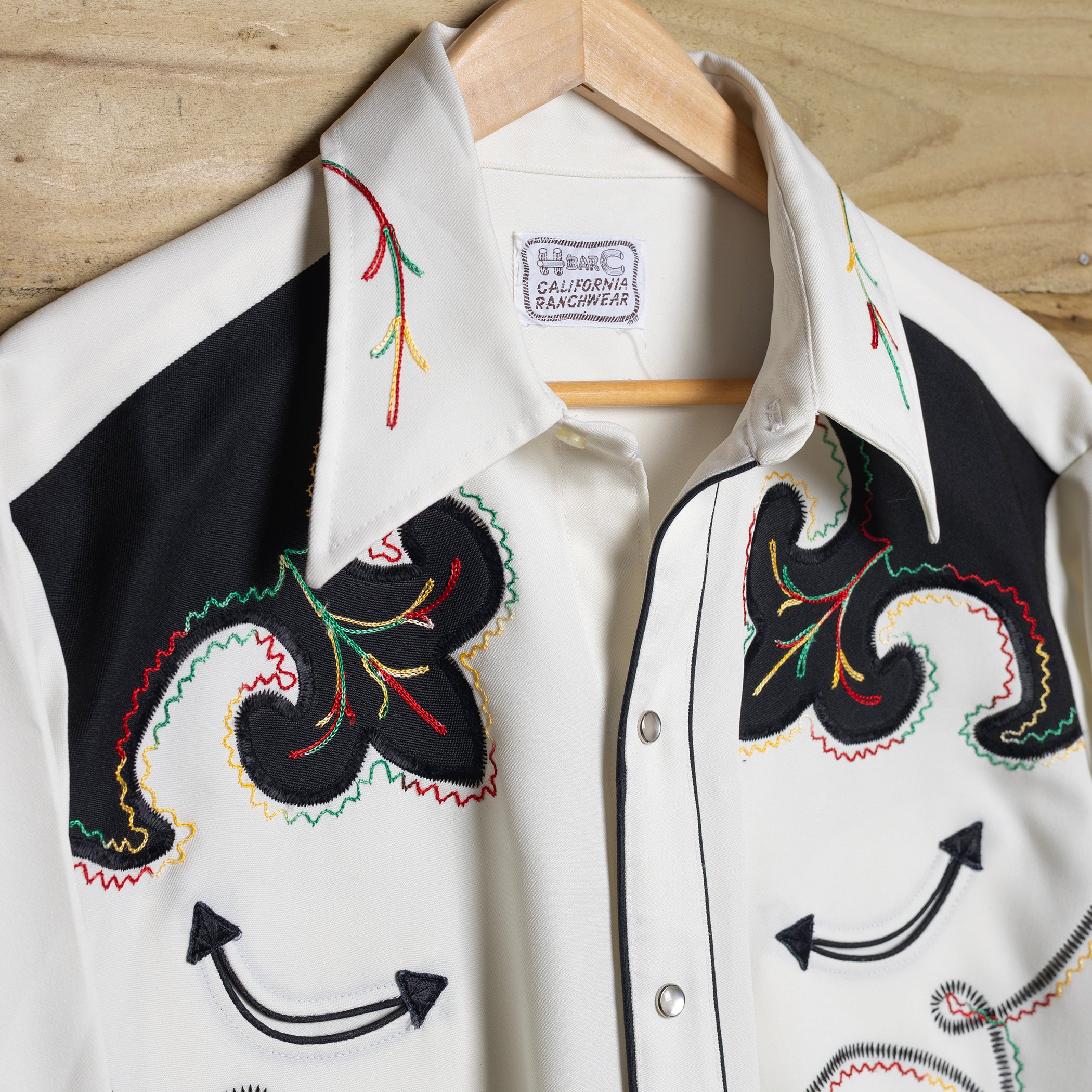 1970s Vintage H Bar C Embroidered Cream Western Shirt L