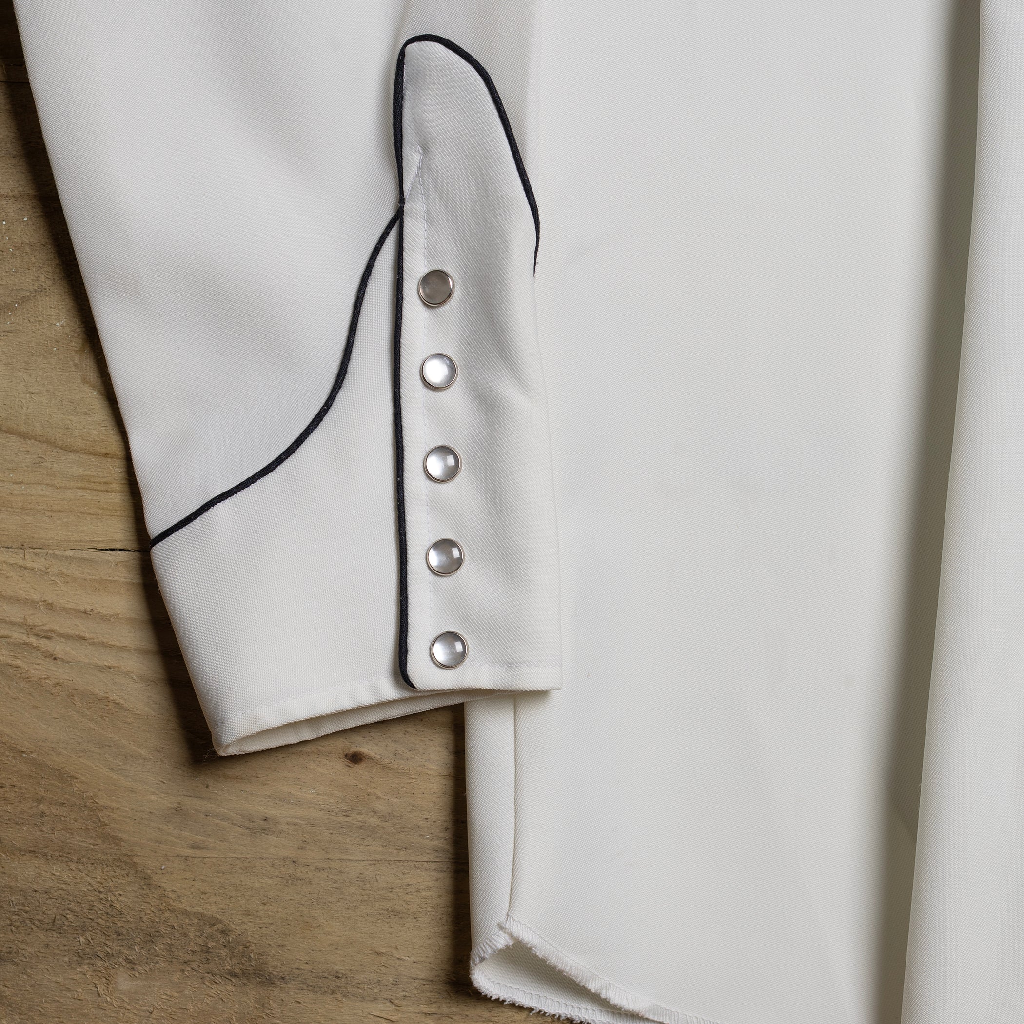 1970s Vintage H Bar C Embroidered Cream Western Shirt L