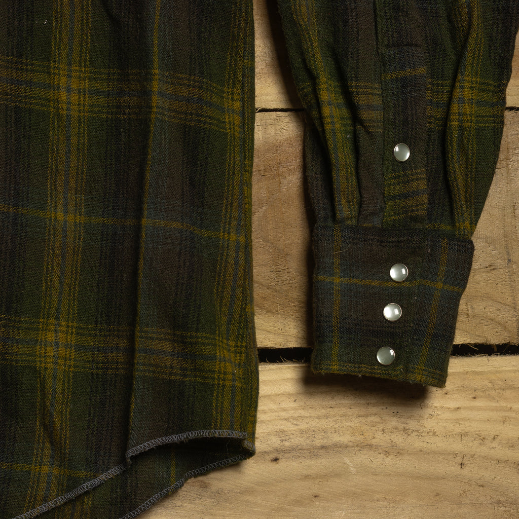 1960s Vintage H Bar C California Ranchwear Plaid Pearl Snap Longtail Shirt – Size L