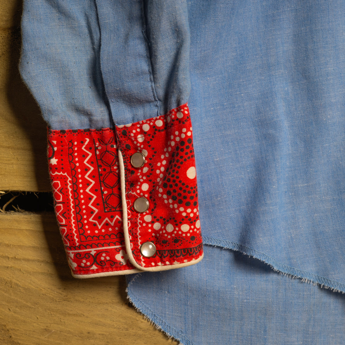 1970s Vintage Karman Blue Chambray Bandana Western Shirt, Size 15