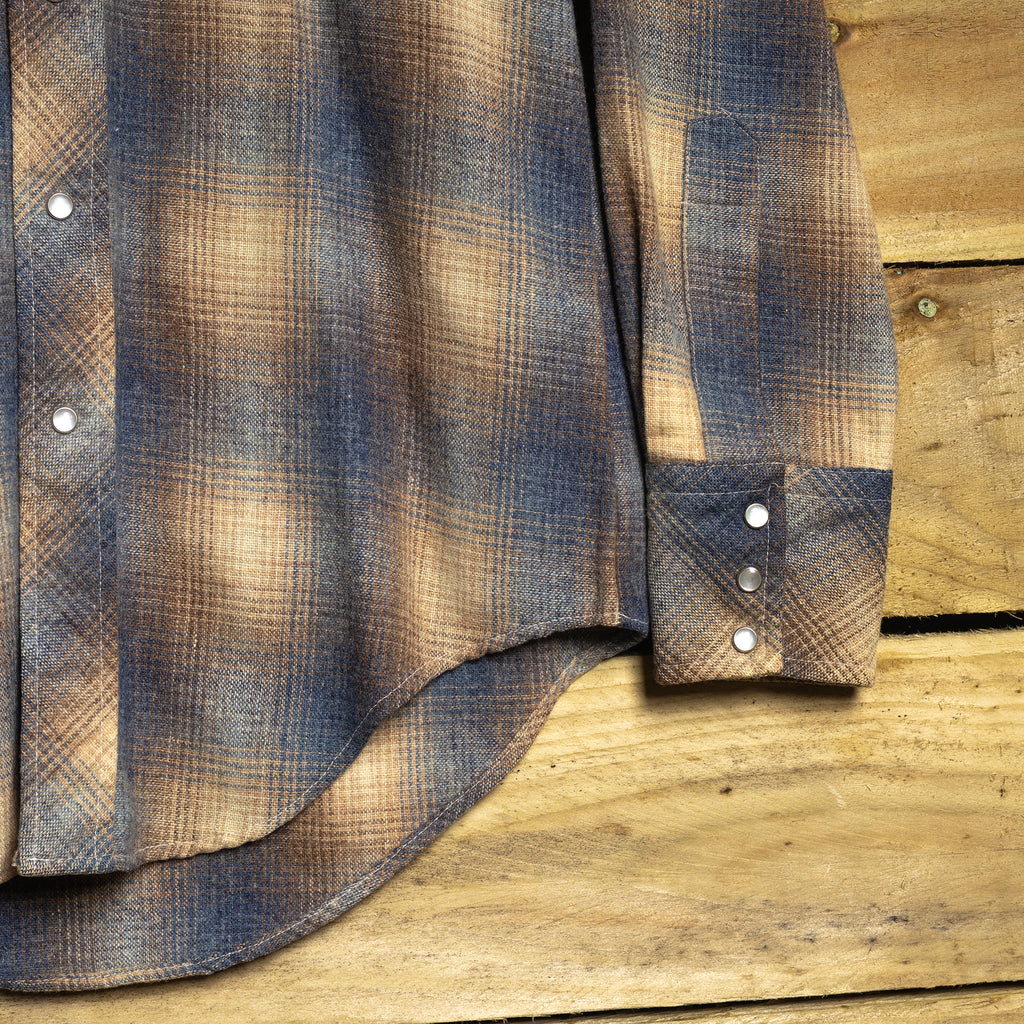 1970s Vintage Miller Western Wear Thick Plaid Pearl Snap Shirt – Size S (8–10)