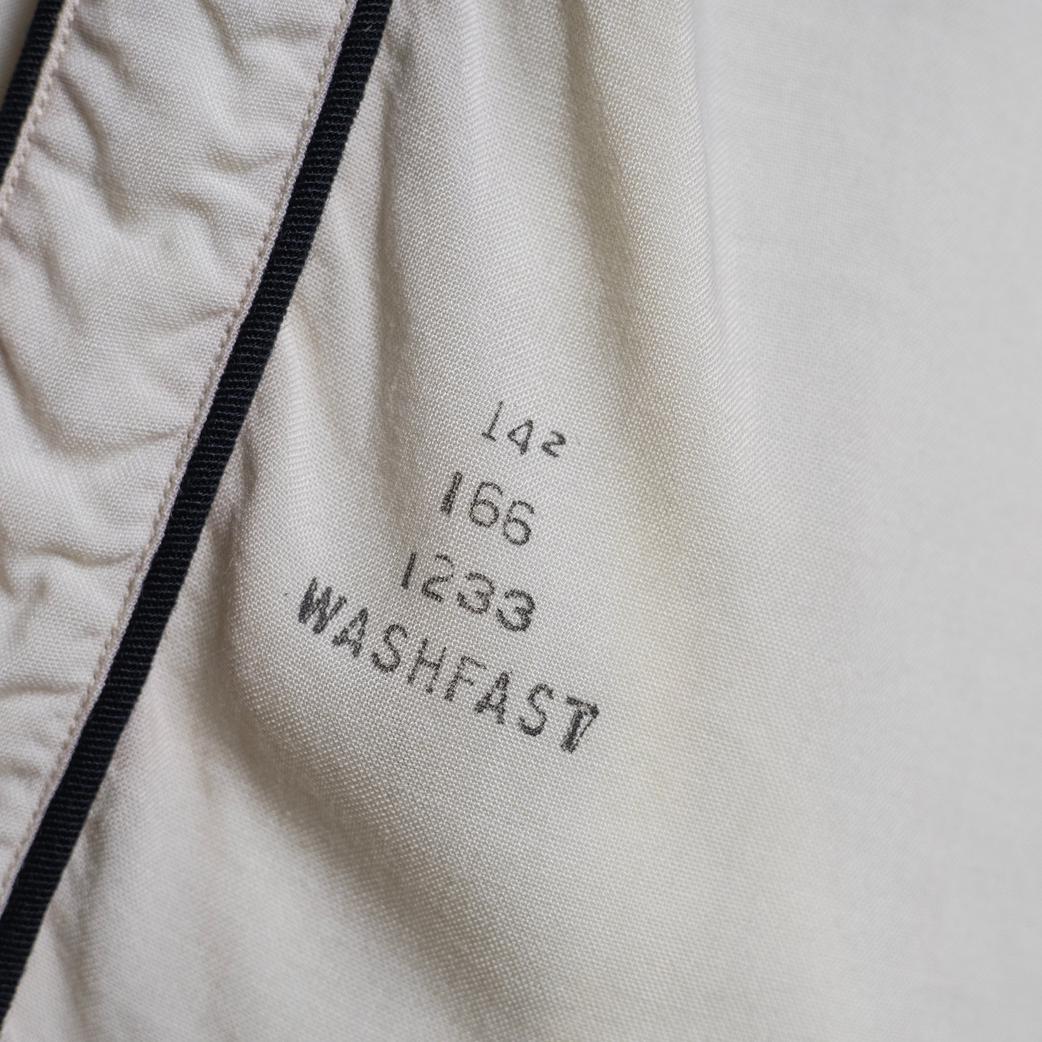 Vintage 1950s Miller Western Wear Embroidered Cream Rayon Western Shirt