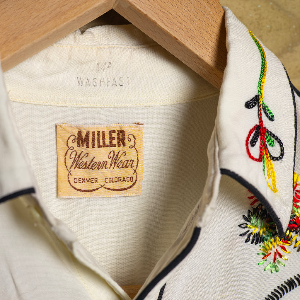 1950s Miller Western Wear Embroidered Cream Rayon Western Shirt - Pearl Snaps - Size M - Rare