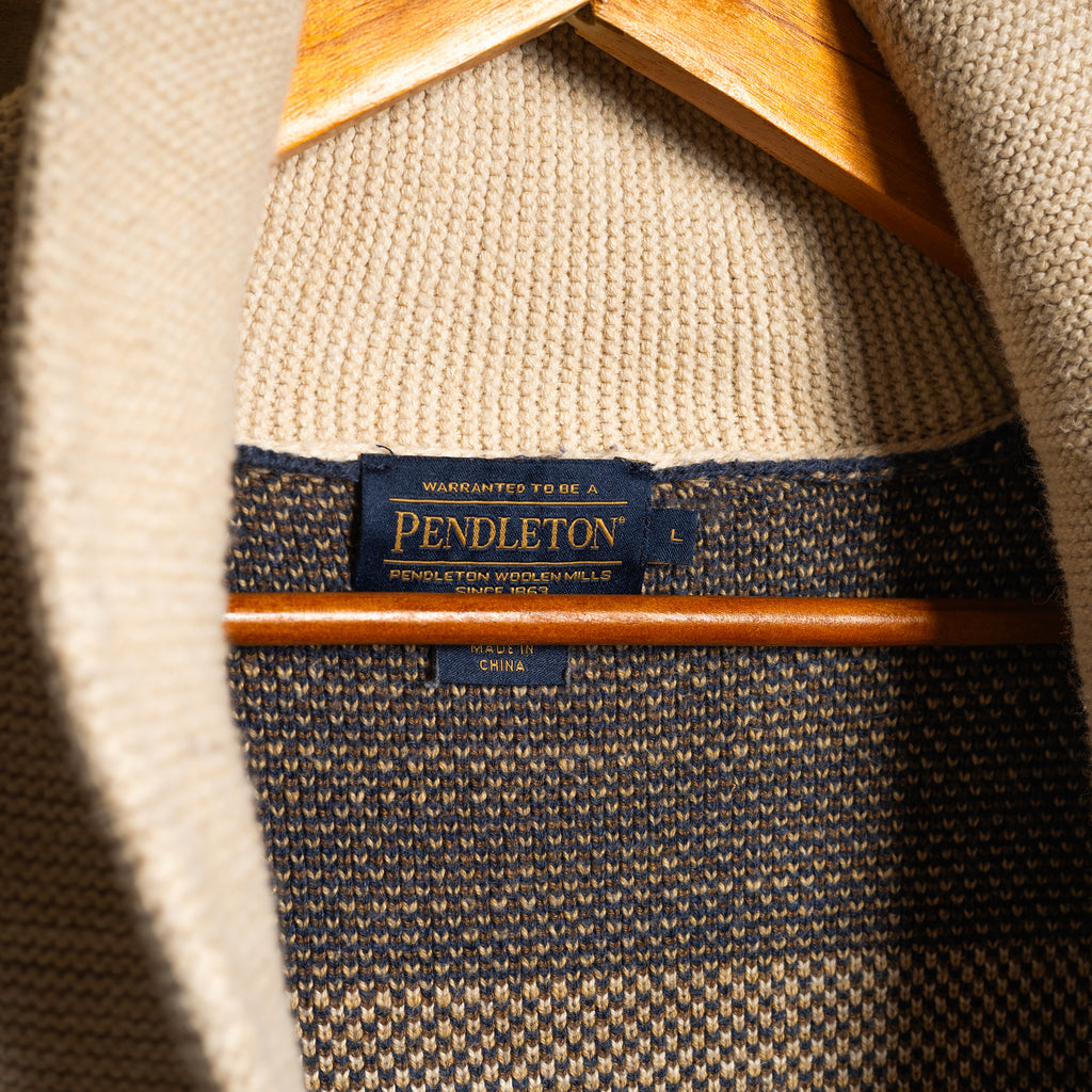 Pendleton Woolen Mills Men's Western Theme Button-Up Cardigan – Size L