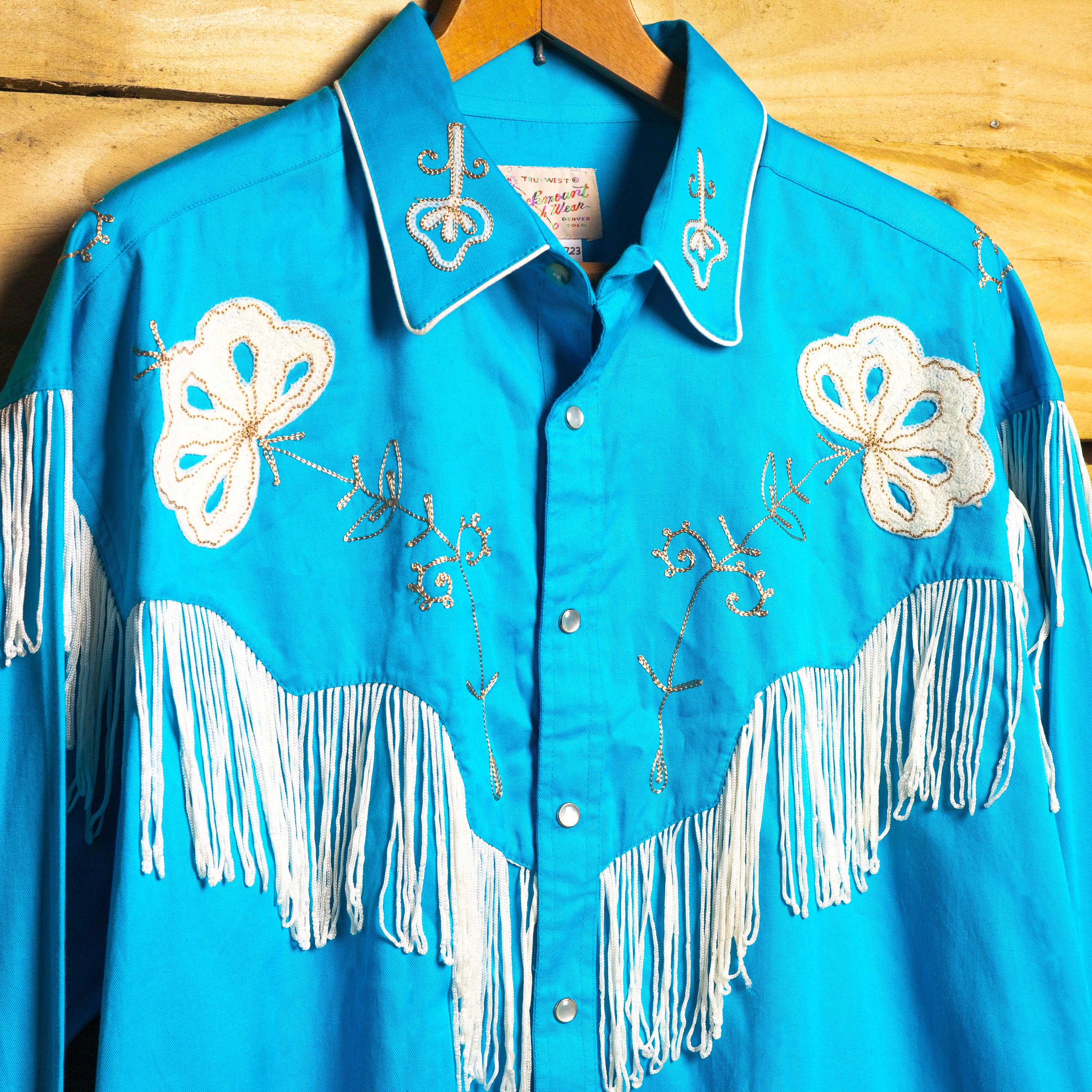 Rockmount Ranch Wear Fringed Blue Floral Embroidered Western Shirt – XL
