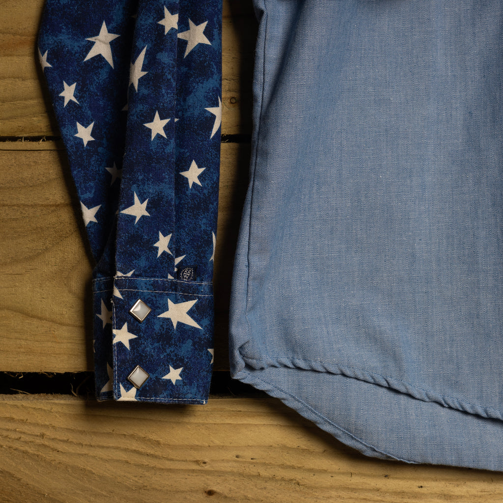 Rockmount Ranch Wear Star Spangled Banner Women's Cowgirl Shirt with Pearl Snaps — L