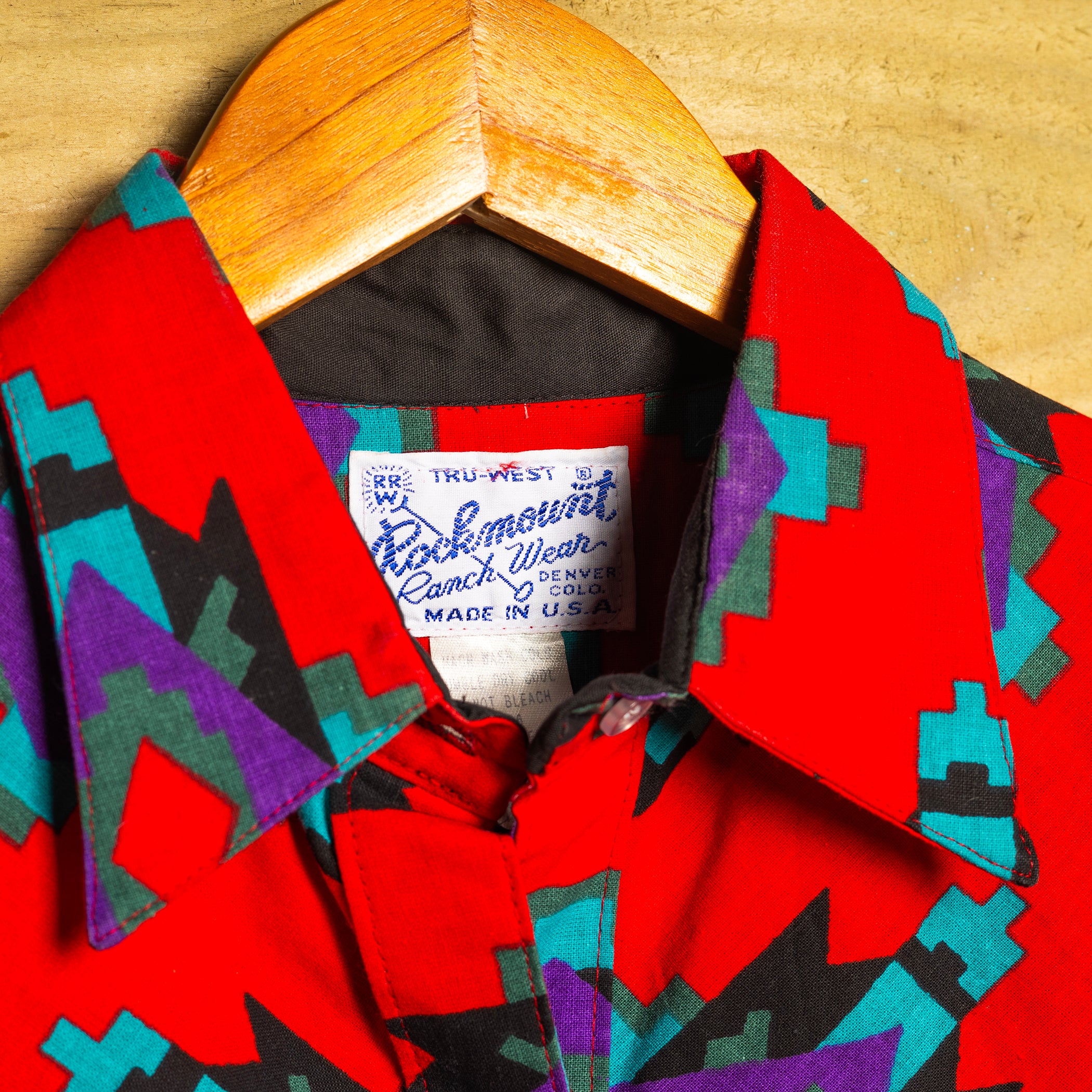 Rockmount Ranch Wear Aztec Pattern Western Shirt - Southwestern Design - Size M (12)