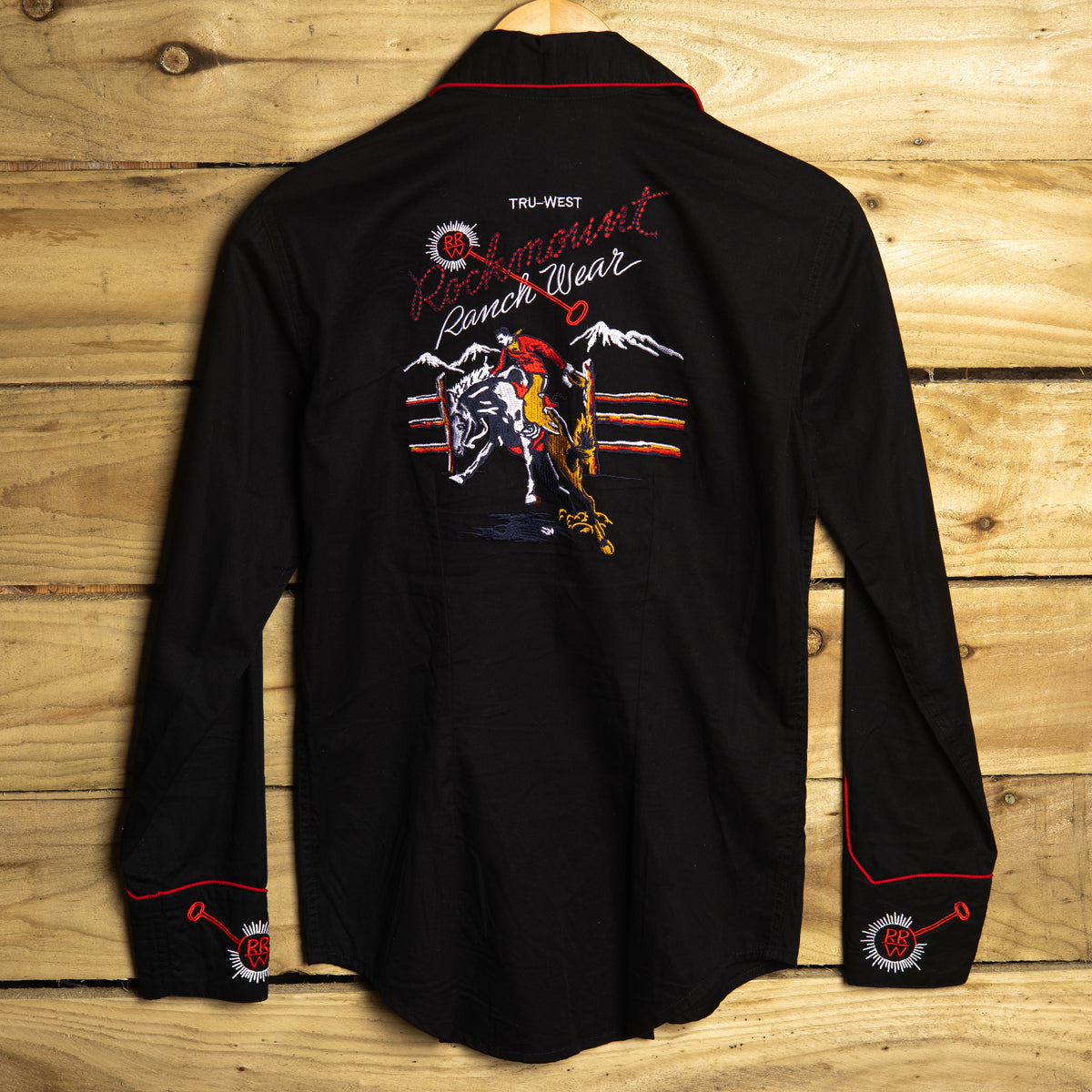 Rockmount Ranch Wear Black Embroidered Women's Western Shirt, S/8-10