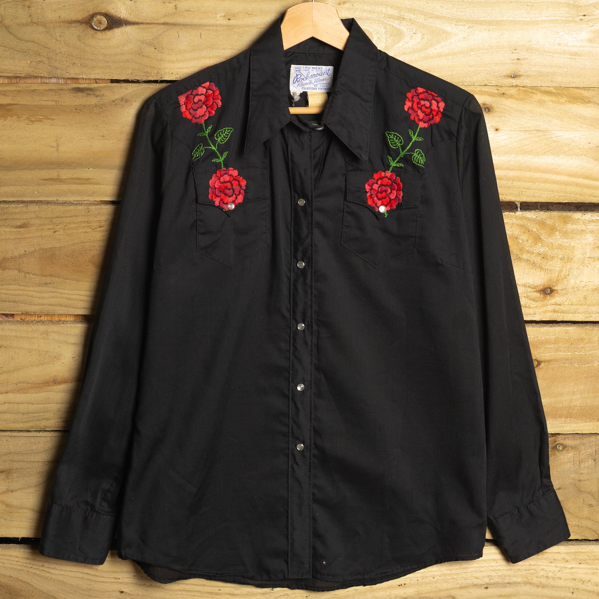 Vintage Rockmount Ranch Wear Black Embroidered Red Roses Cowboy