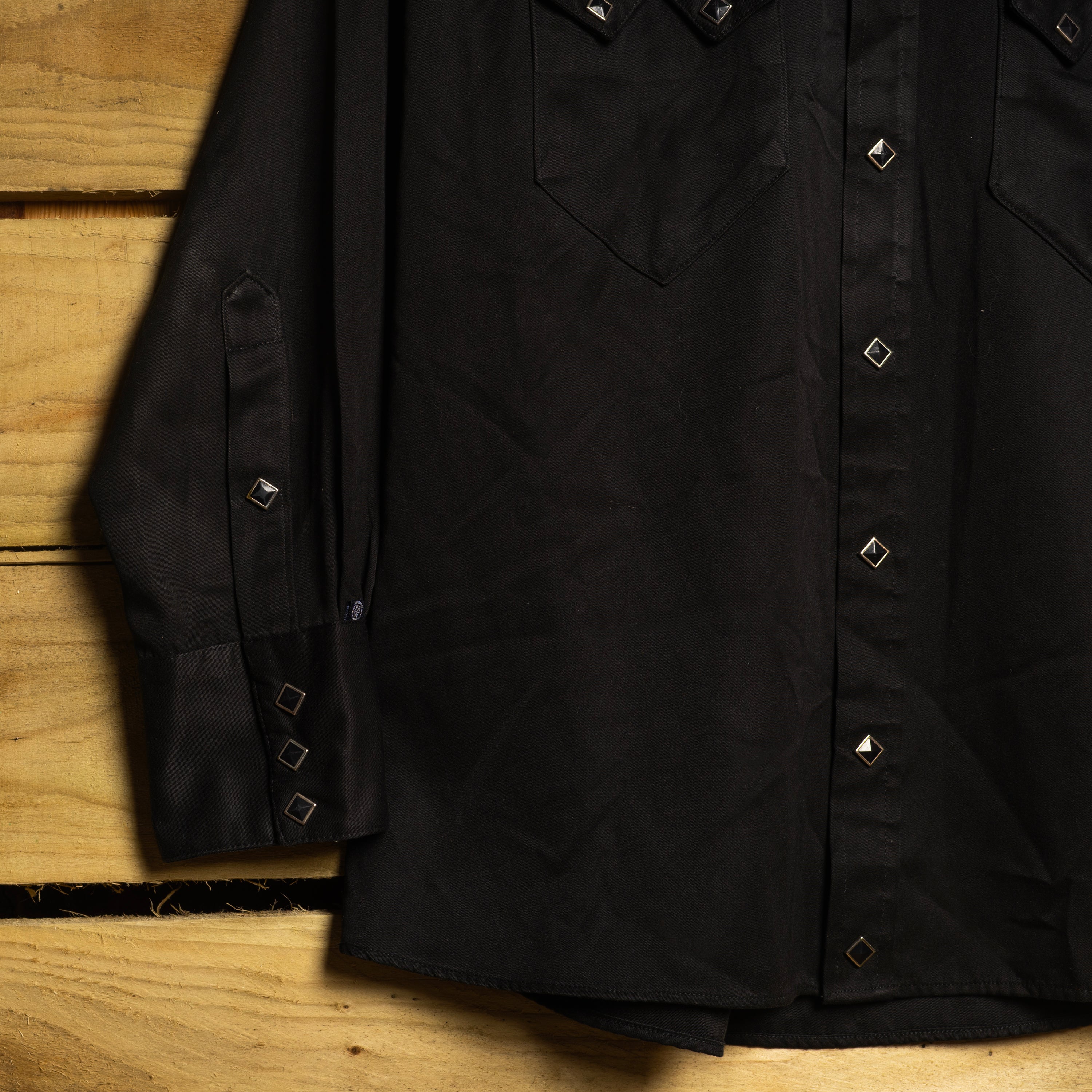 Rockmount Ranch Wear Vintage Black Pearl Snap Western Shirt with Sawtooth Pockets — Size L