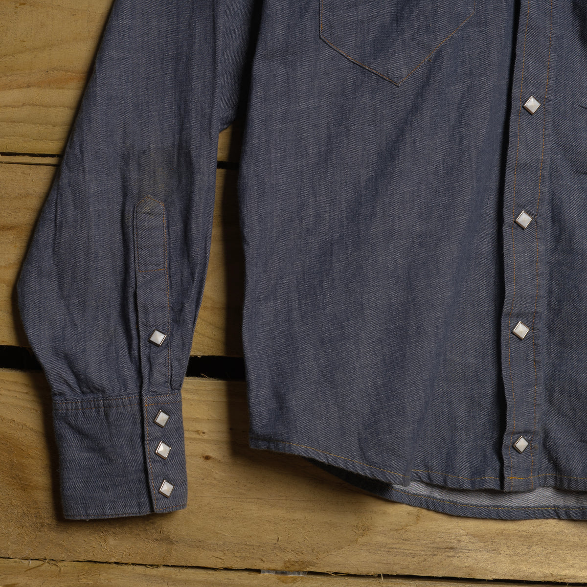 Vintage Rockmount Ranch Wear Chambray Western Shirt with Pearl Snaps S
