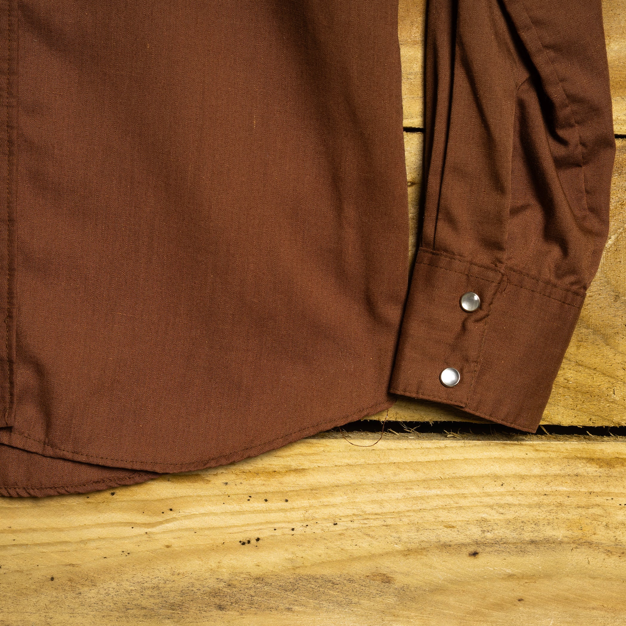 Vintage 1970s Rockmount Ranchwear Brown Cowboy Shirt with Embroidered Bull - Size Medium