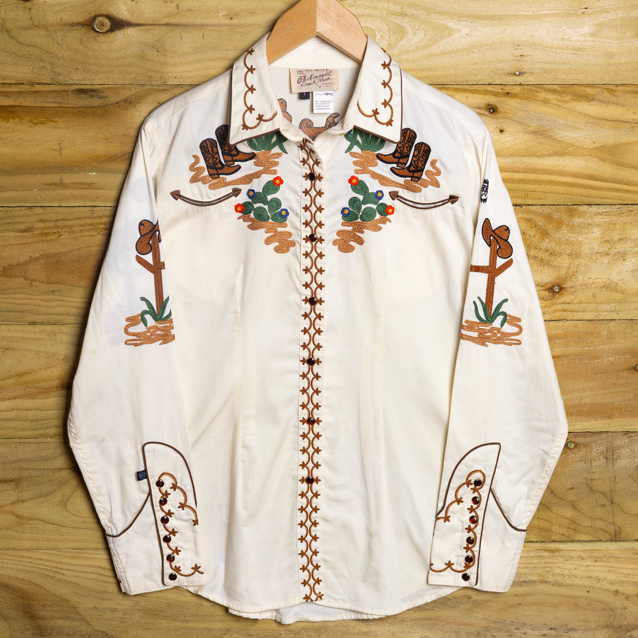 Rockmount Ranch Wear Embroidered Cream Womans Shirt L