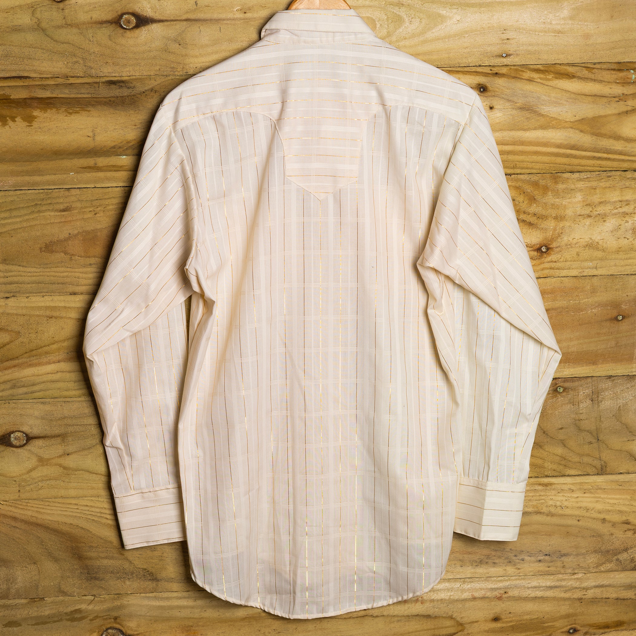 Vintage NWT Rockmount Ranchwear Mens Cream with Gold Lines Western Shirt