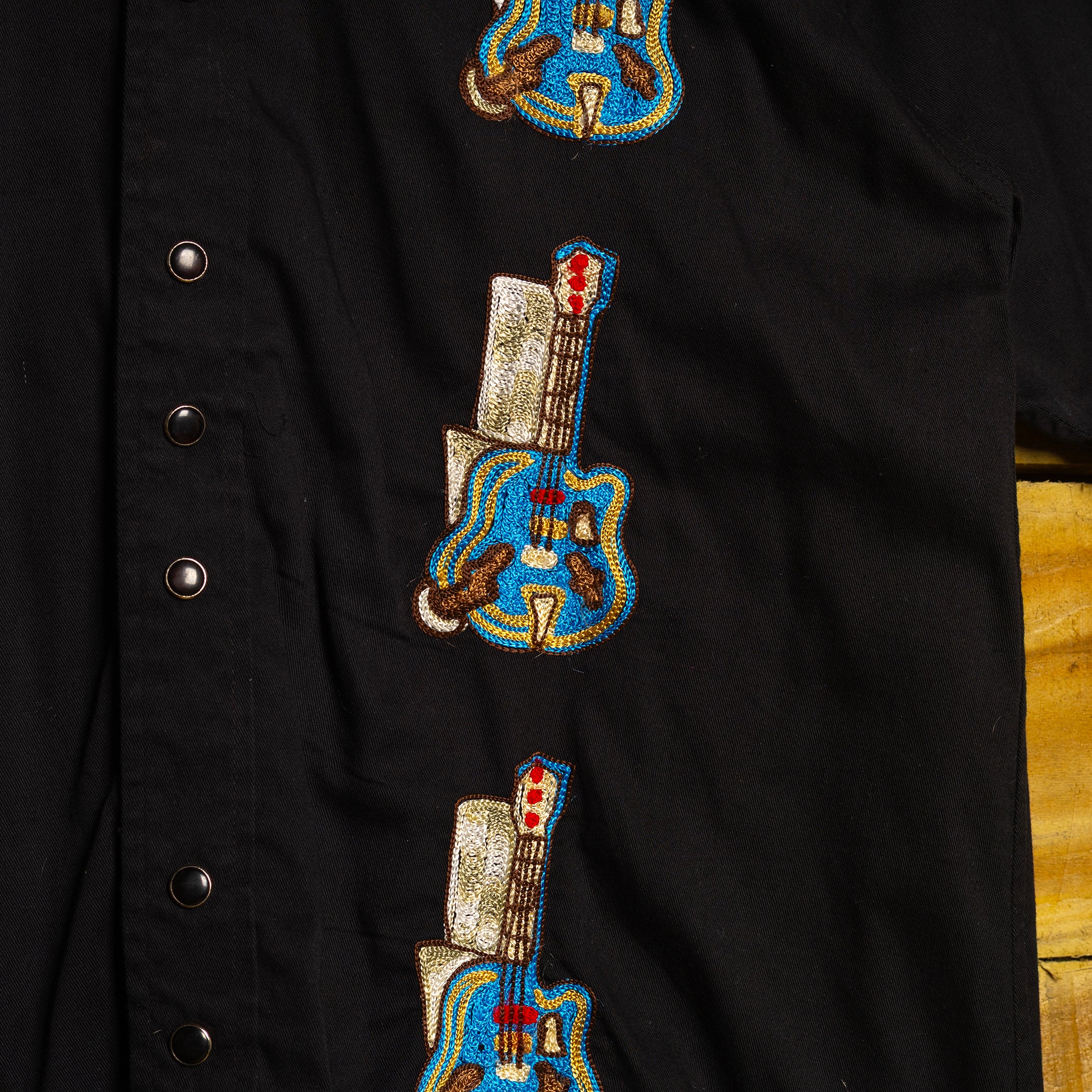 Rockmount Ranch Wear Guitar Embroidered Black Western Shirt with Pearl Snaps - Size Small