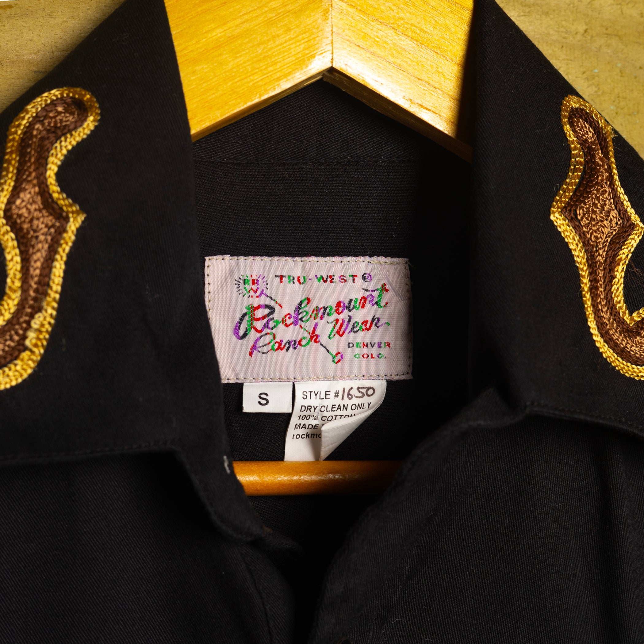 Rockmount Ranch Wear Guitar Embroidered Black Western Shirt with Pearl Snaps - Size Small