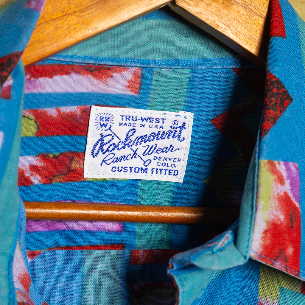 Rockmount Ranchwear Patterned Cowboy Shirt with Pearl Snaps - Size Large