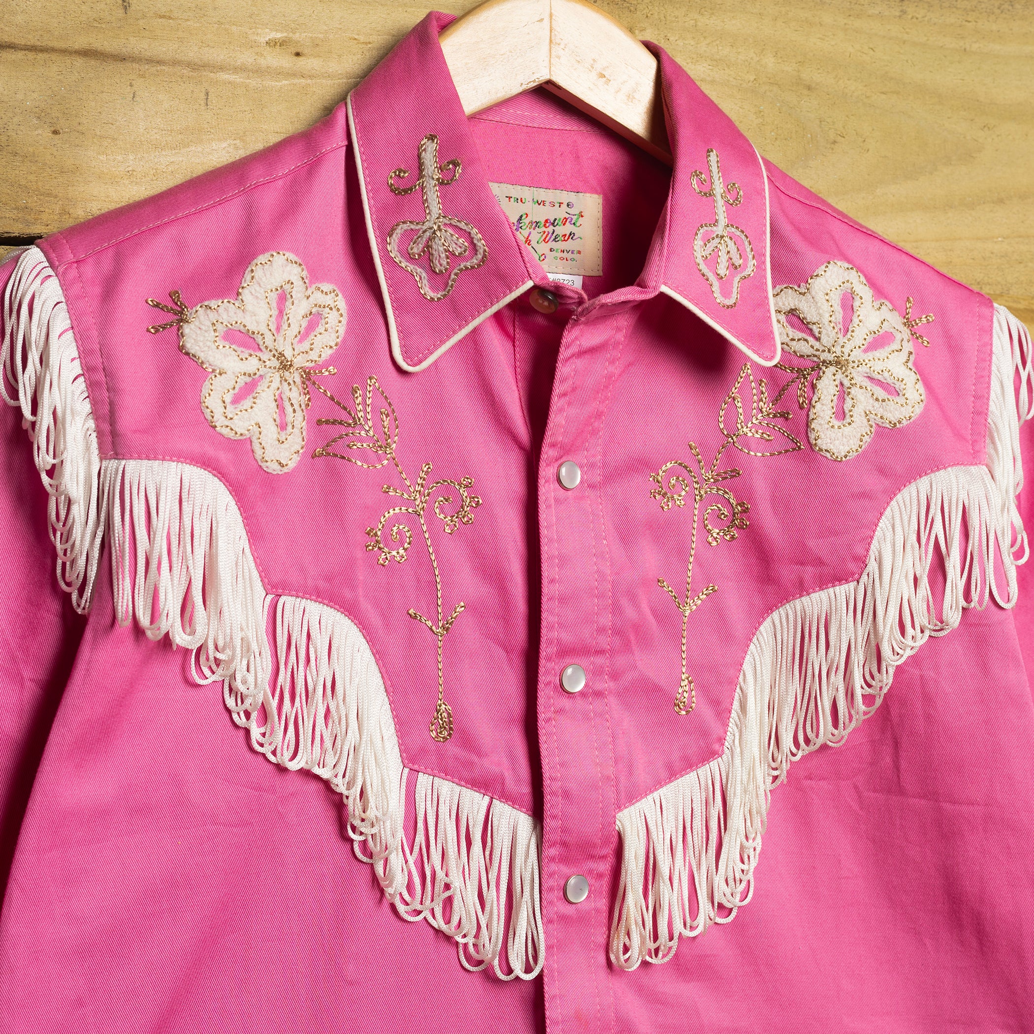 Rockmount Ranch Wear Girls Pink Embroidered Fringe Western Shirt – Pearl Snaps – Size L