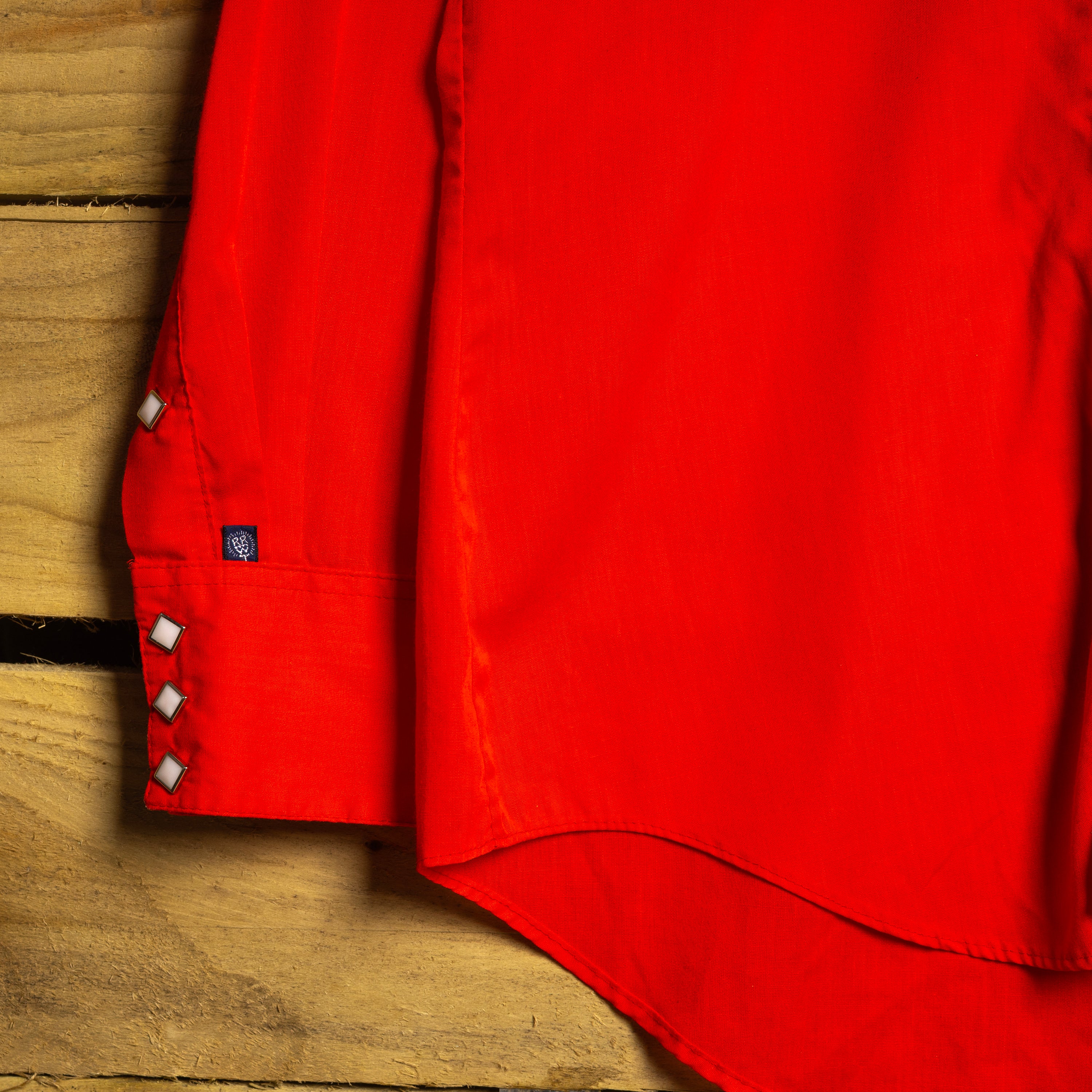 Vintage 1970s Rockmount Ranchwear Red Pearl Snap Western Shirt — Men's M