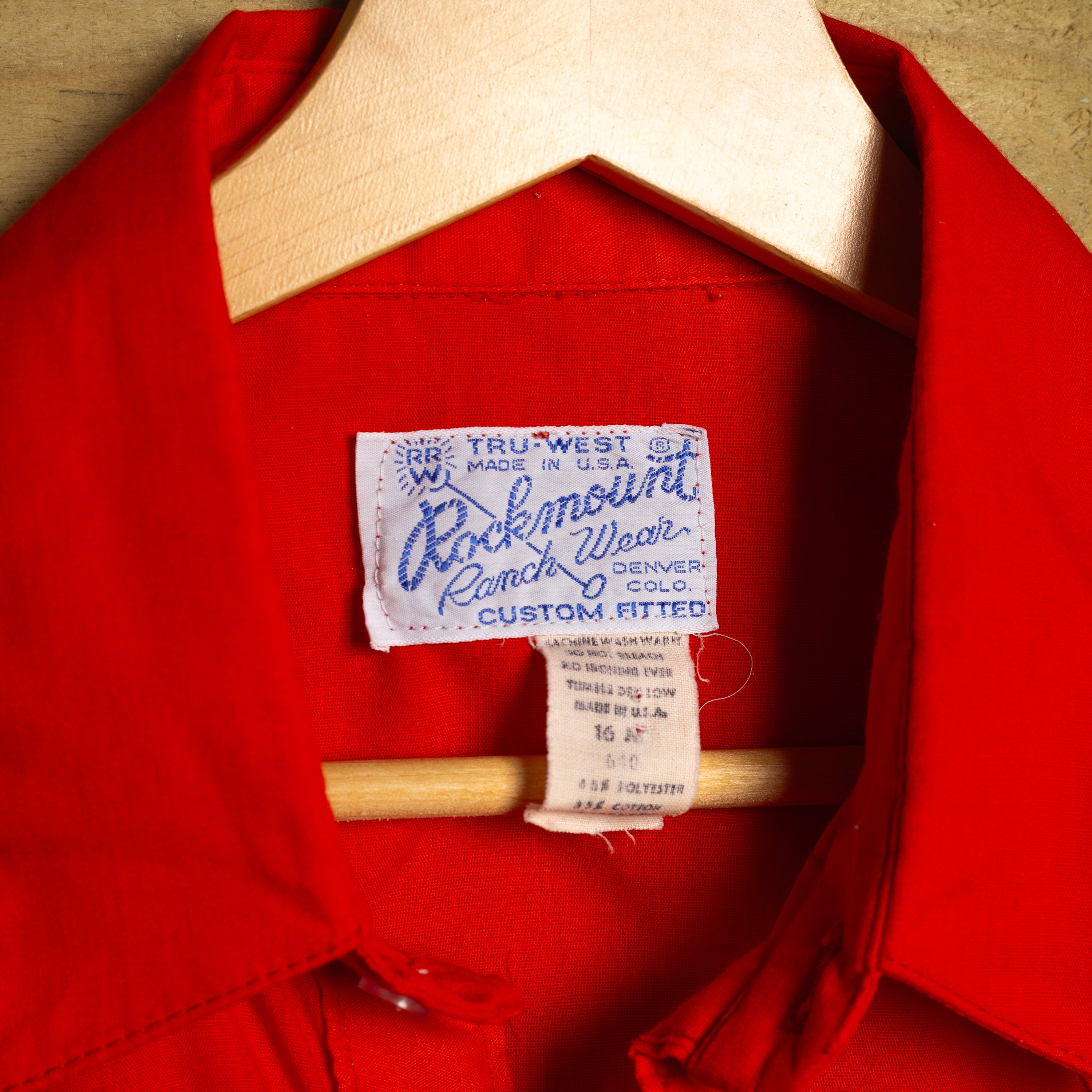 Vintage 1970s Rockmount Ranchwear Red Pearl Snap Western Shirt — Men's M