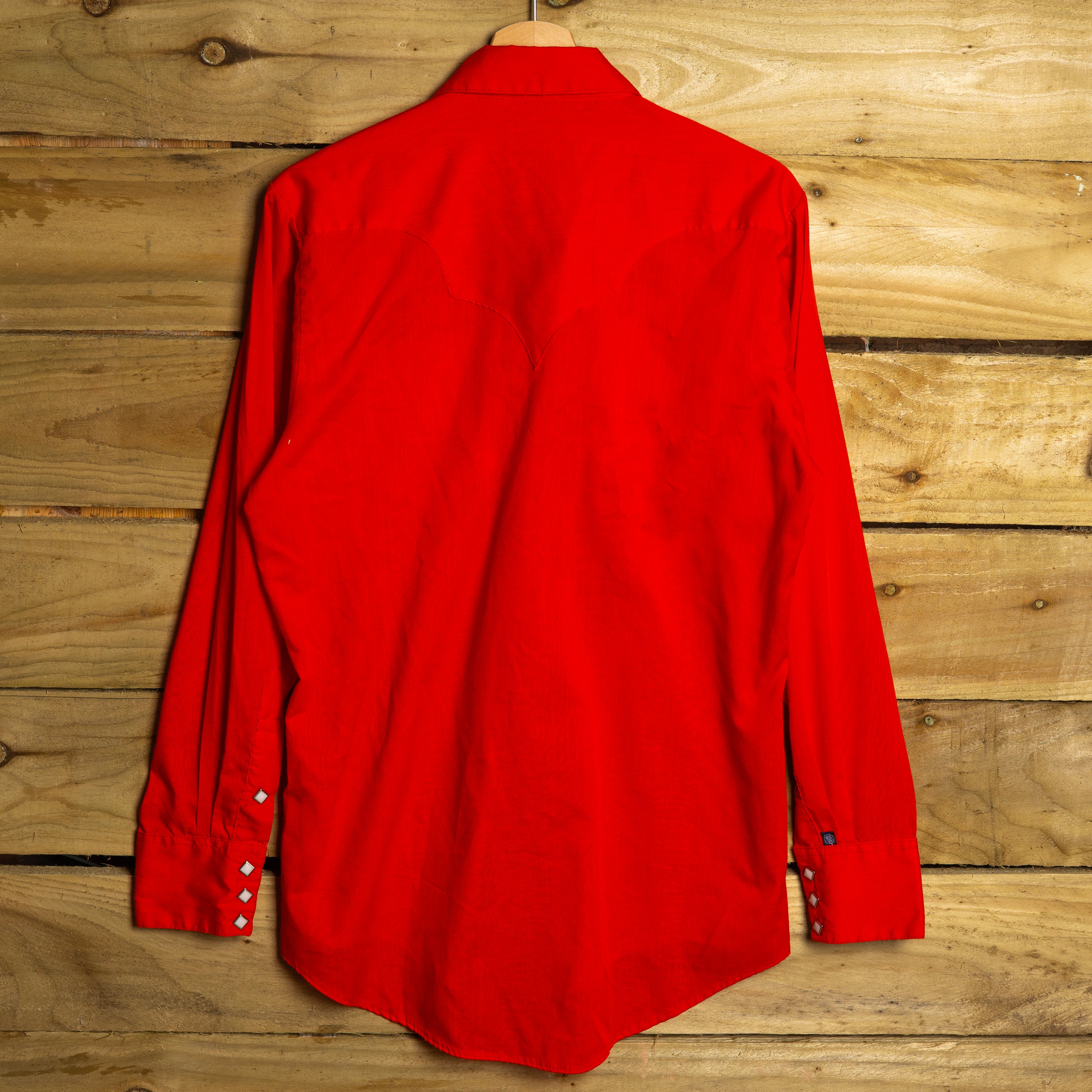 Vintage 1970s Rockmount Ranchwear Red Pearl Snap Western Shirt — Men's M