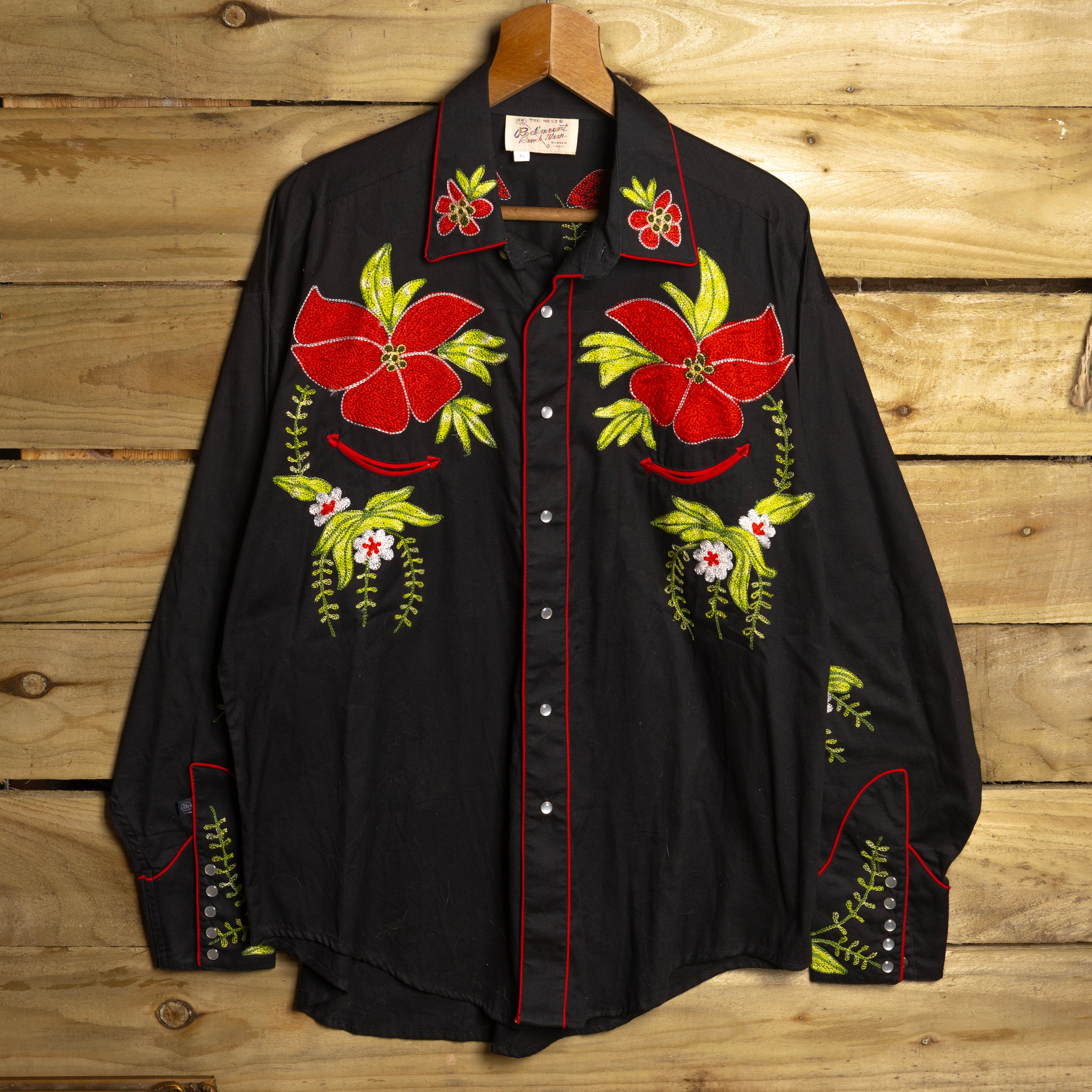 Rockmount Ranch Wear Floral Embroidered Black Western Shirt - Pearl Snaps - Size XL