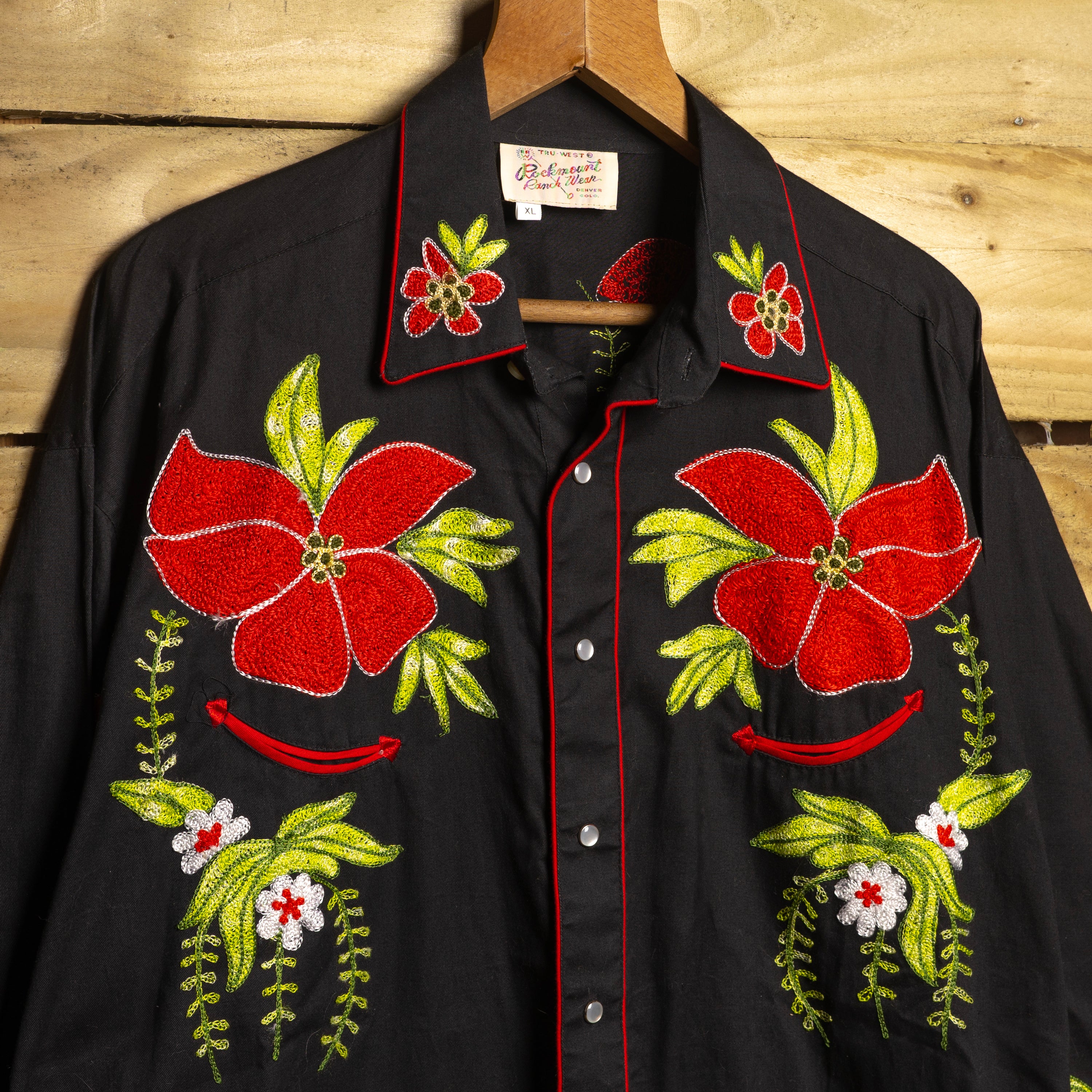 Rockmount Ranch Wear Floral Embroidered Black Western Shirt - Pearl Snaps - Size XL