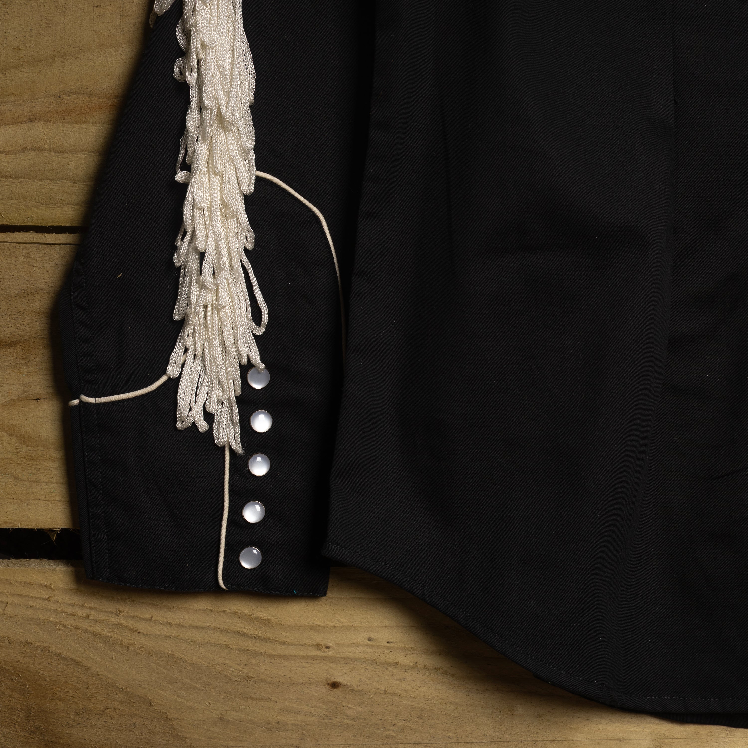 NWT Rockmount Ranch Wear Floral Embroidered Fringed Pearl Snap Western Shirt — Women's Black L