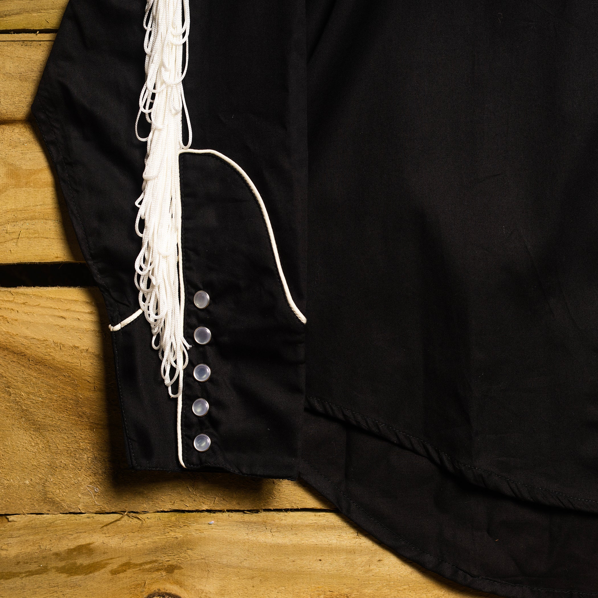 NWT Rockmount Ranch Wear Black Fringe Embroidered Pearl Snap Western Shirt – Size XL