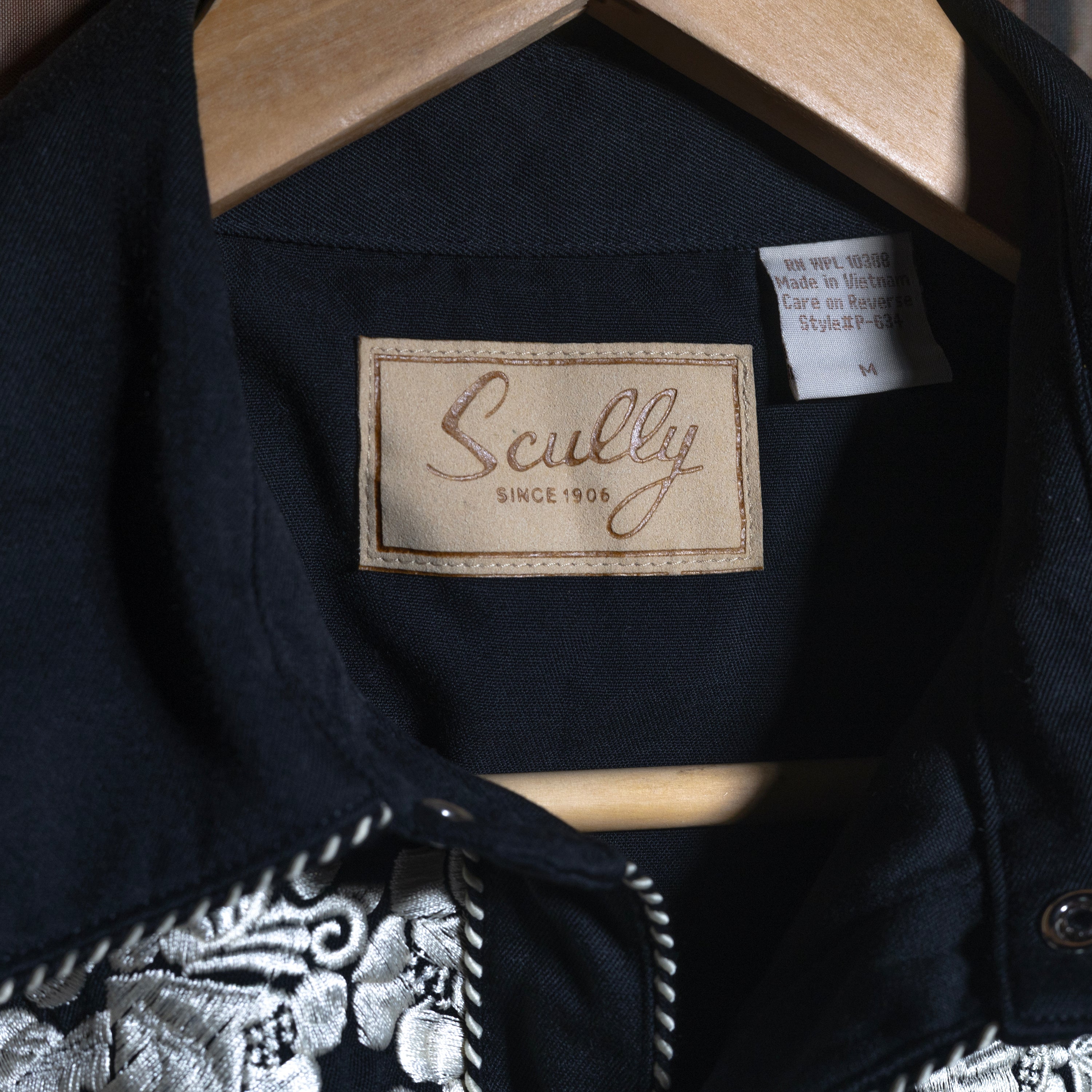 Scully Western Wear Embroidered Black and White Cowboy Shirt