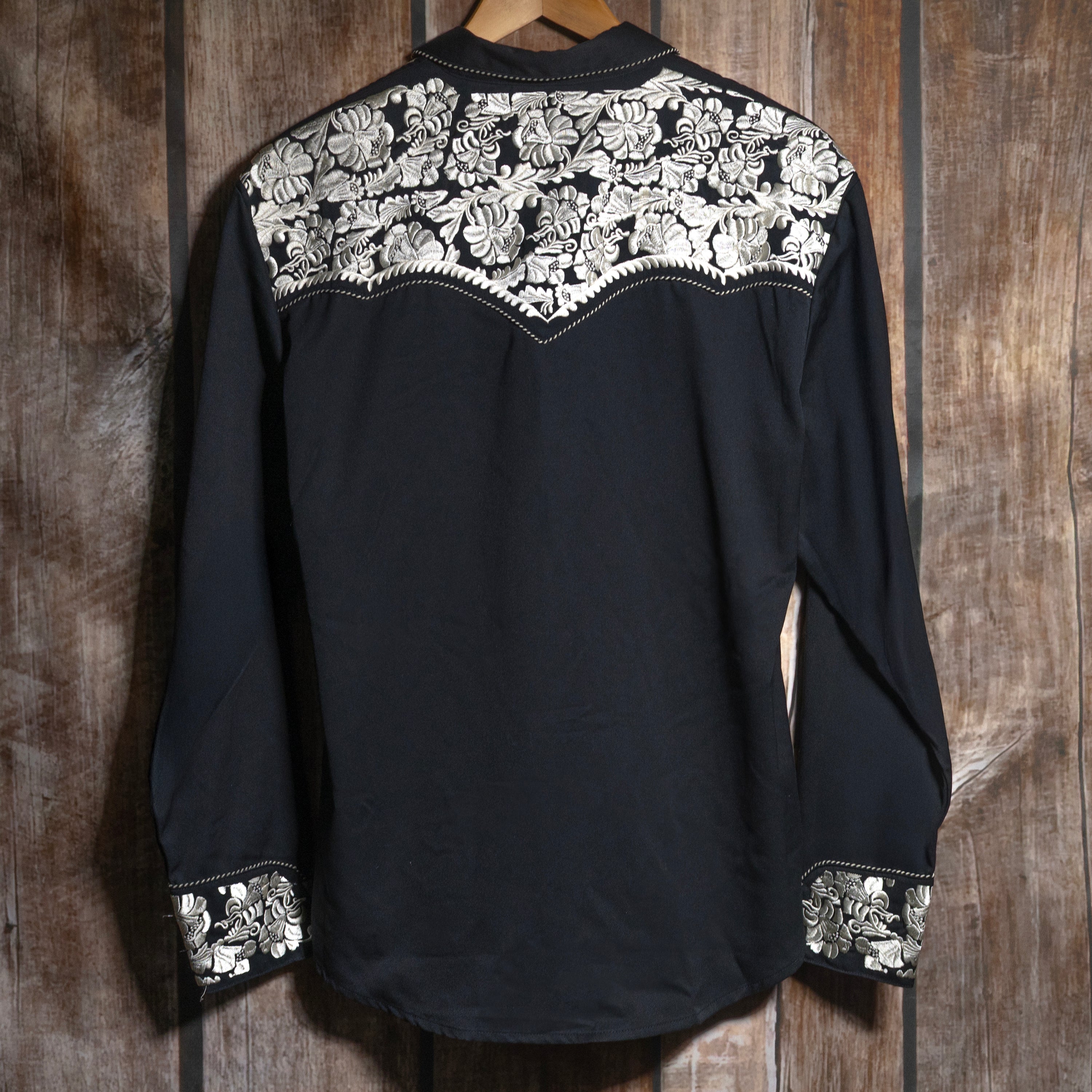 Scully Western Wear Embroidered Black and White Cowboy Shirt