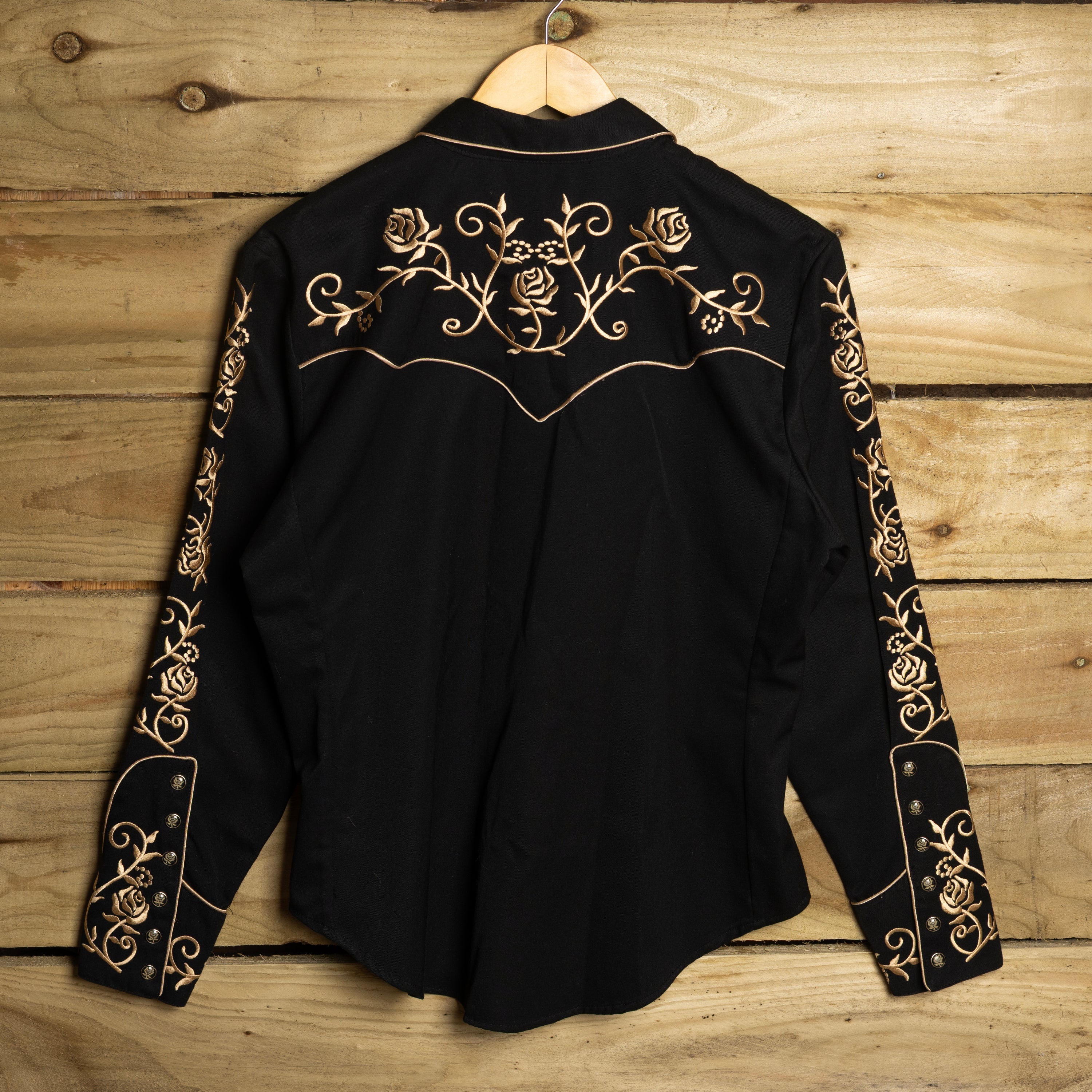 Scully Western Wear Vintage Black & Rose Gold Embroidered Pearl Snap Cowgirl Shirt — Size M