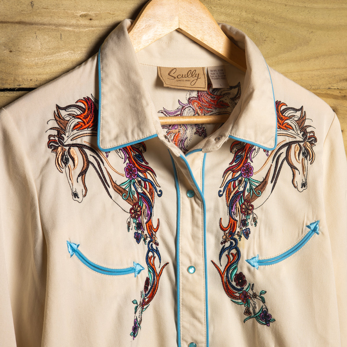Scully Cream Horse Embroidered Pearl Snap Cowgirl Shirt – L 16–18