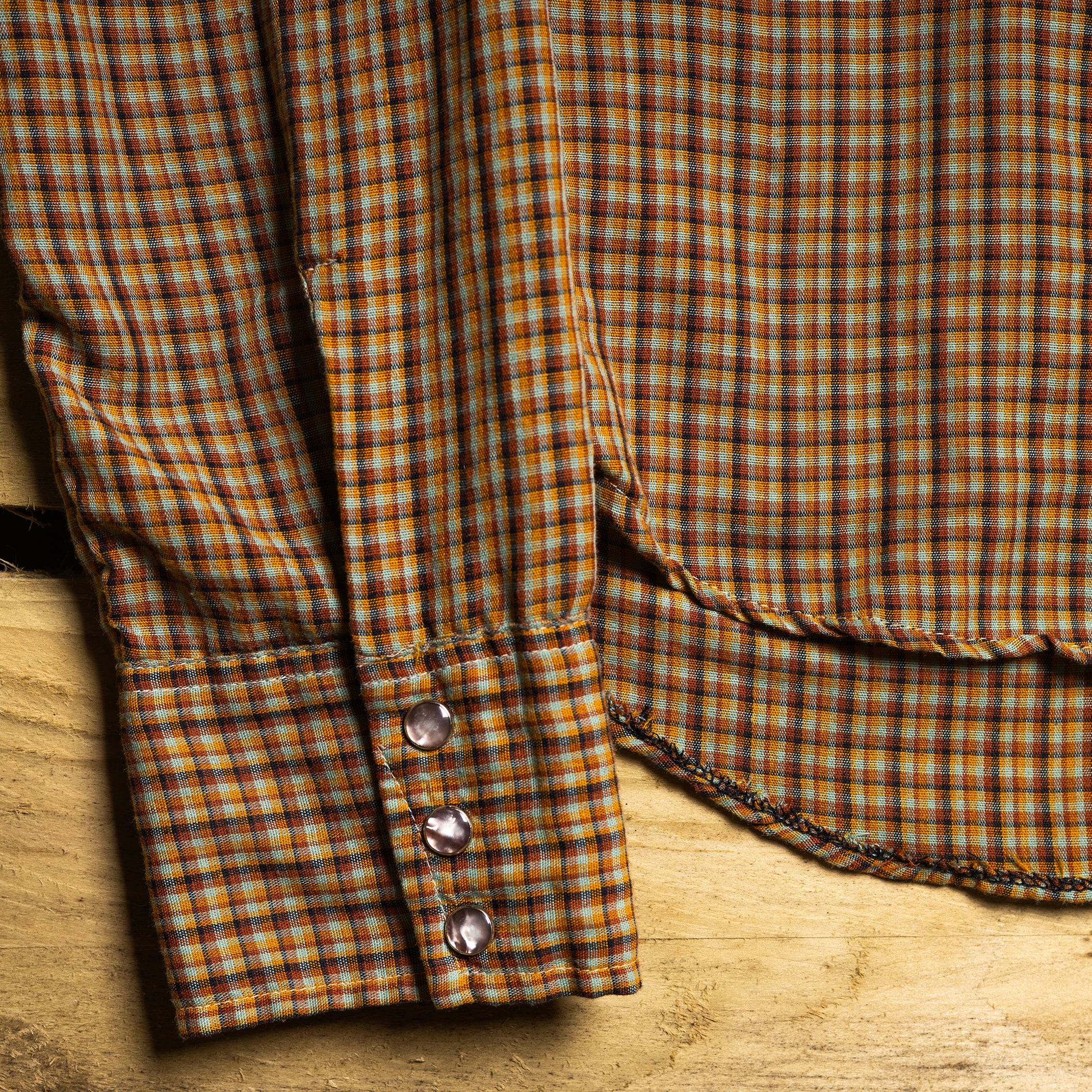 Vintage Sears Western Wear Brown Check Rodeo Shirt – Pearl Snaps, Sawtooth Pockets – Fits M