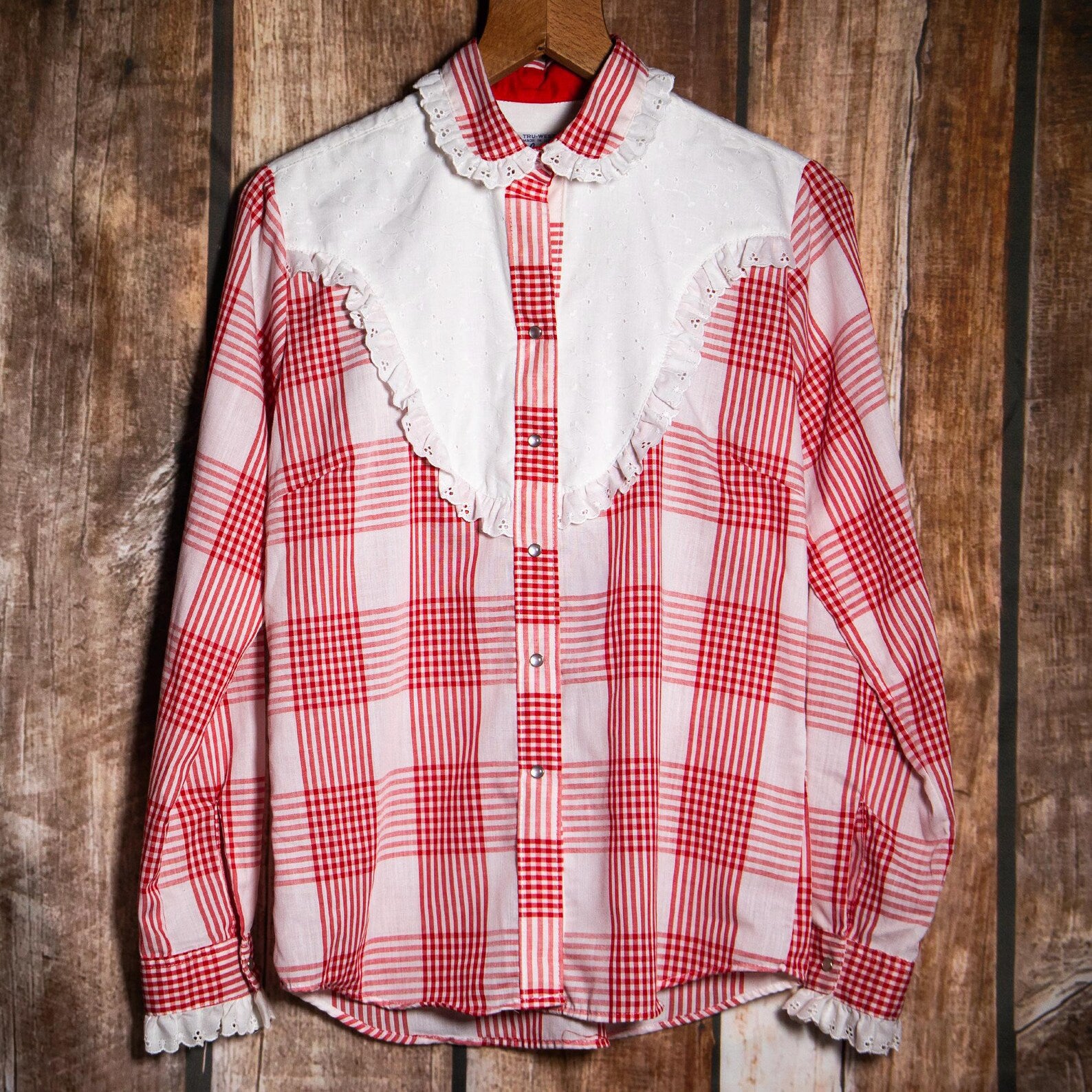 Rockmount Ranch Wear Red and White Shirt M/10