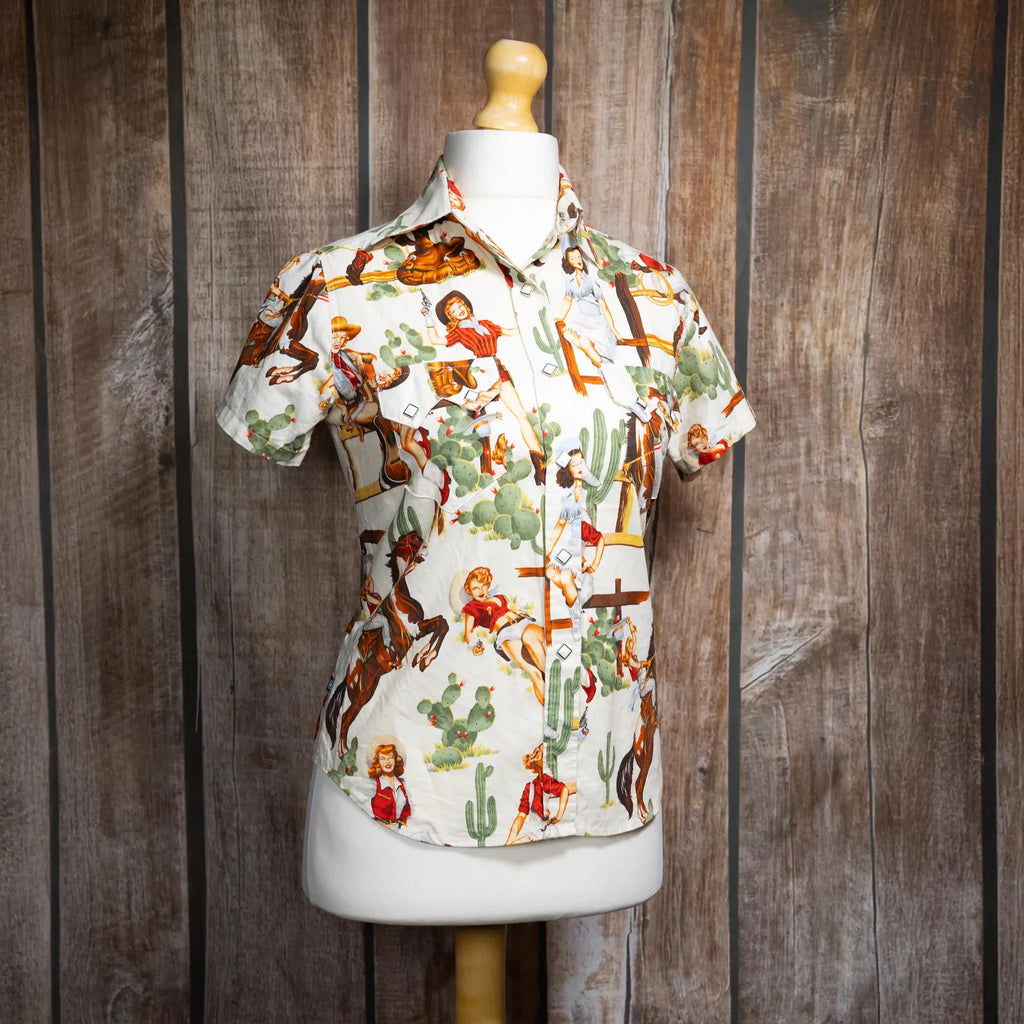 Rockmount Ranch Wear Cowgirl Print Shirt S / 8