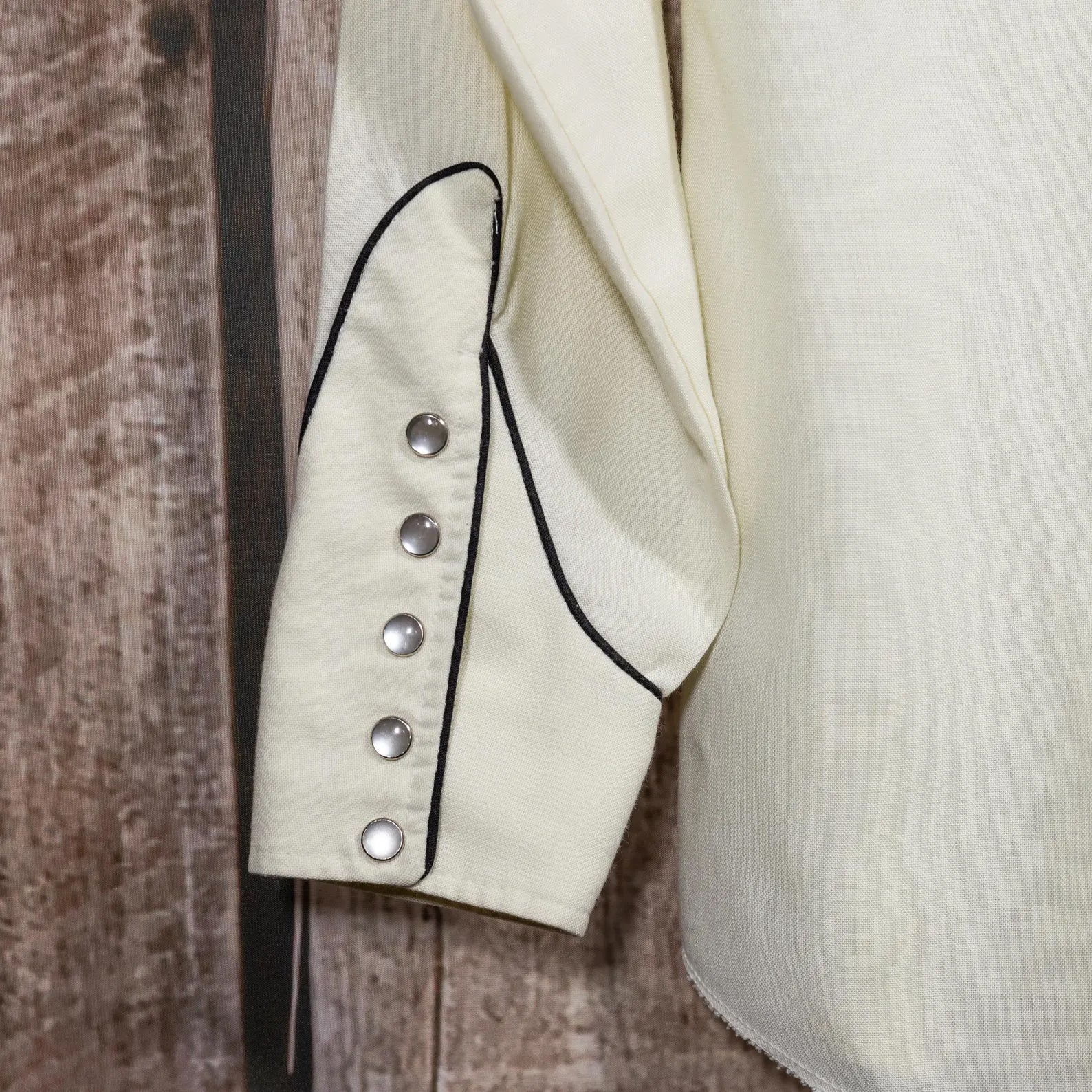 1950s Vitage H bar C California Ranchwear Cream Embroidered Western Shirt