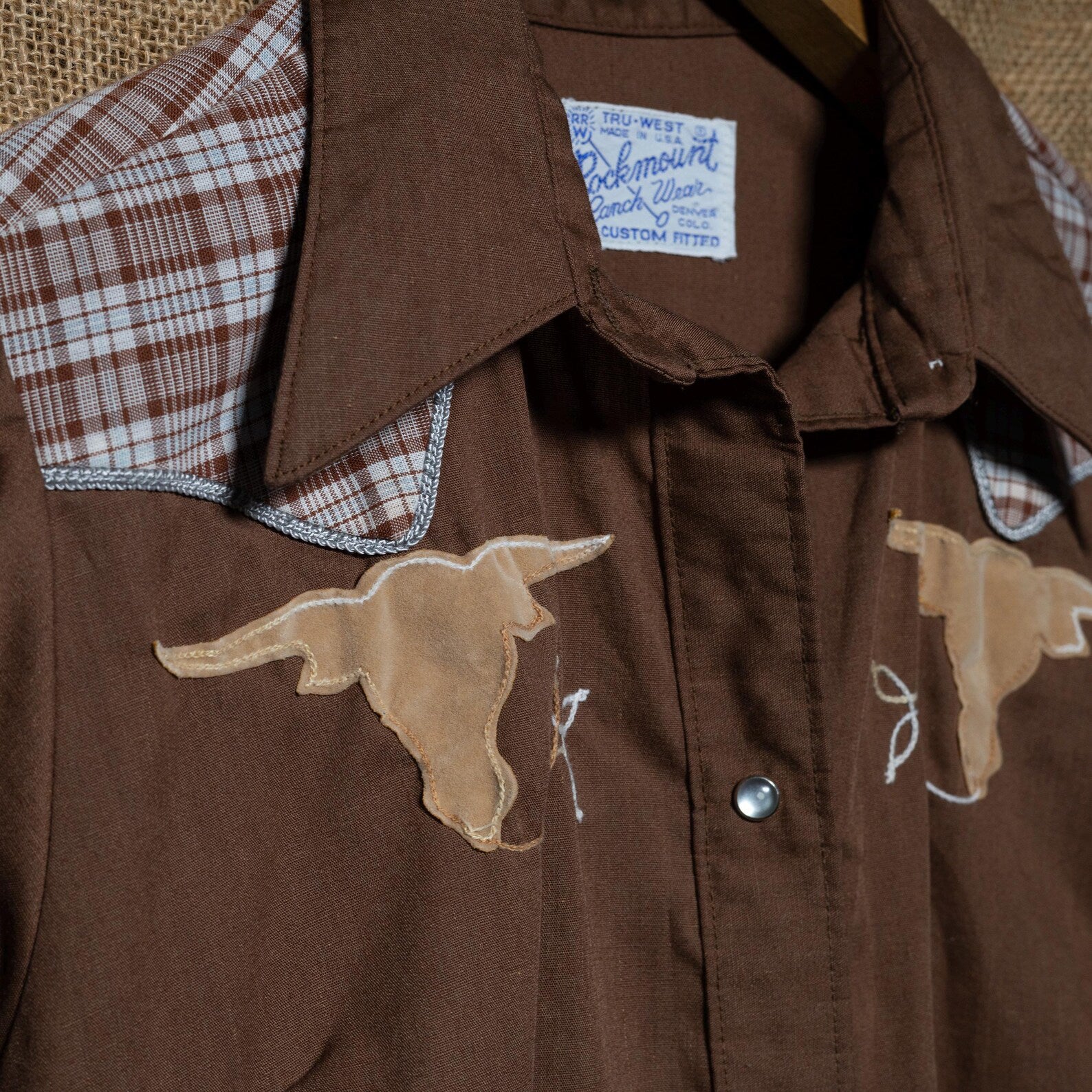 1970s Vintage Rockmount Ranchwear Brown Western Shirt With Bull Detail