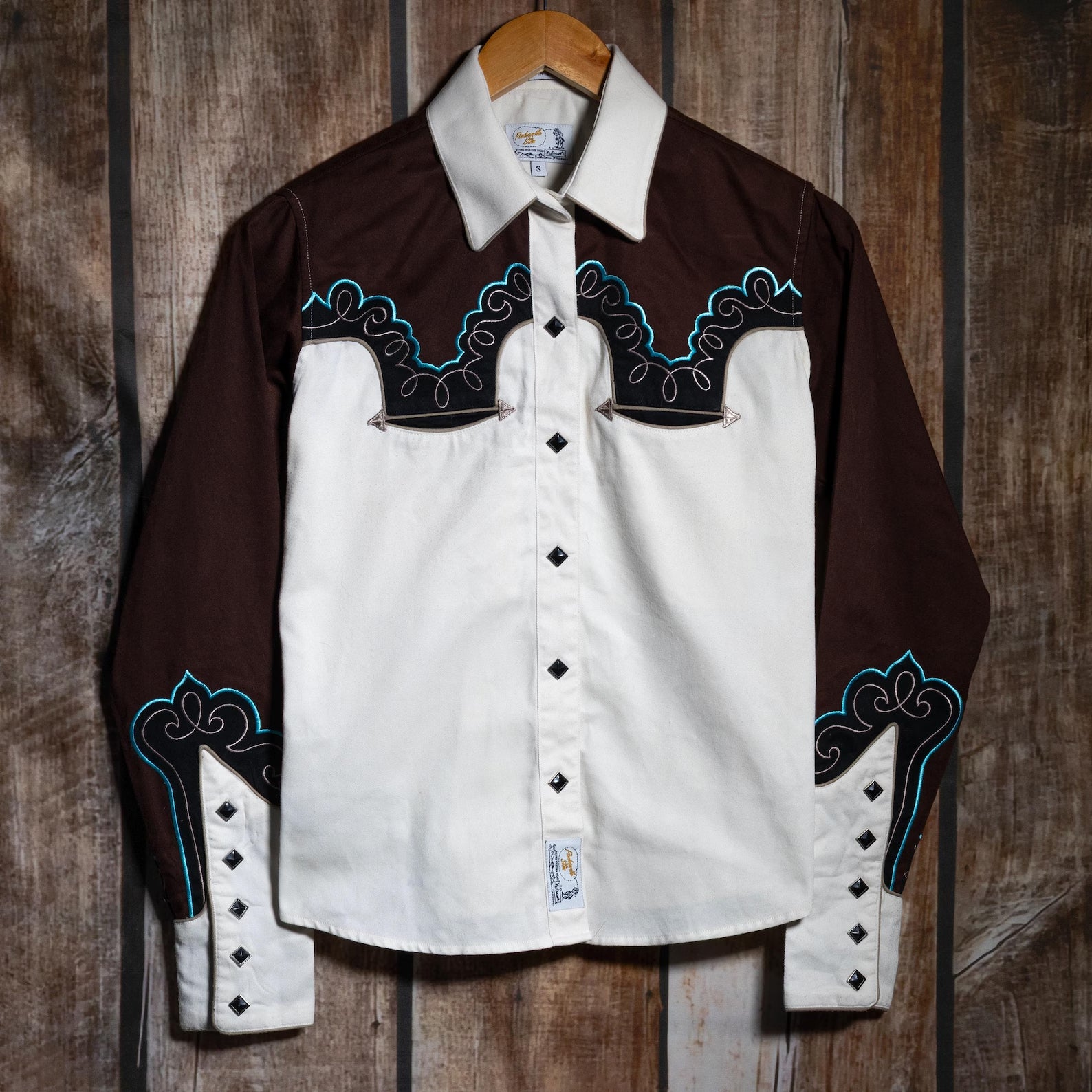 Thick Embroidered Western Shirt S