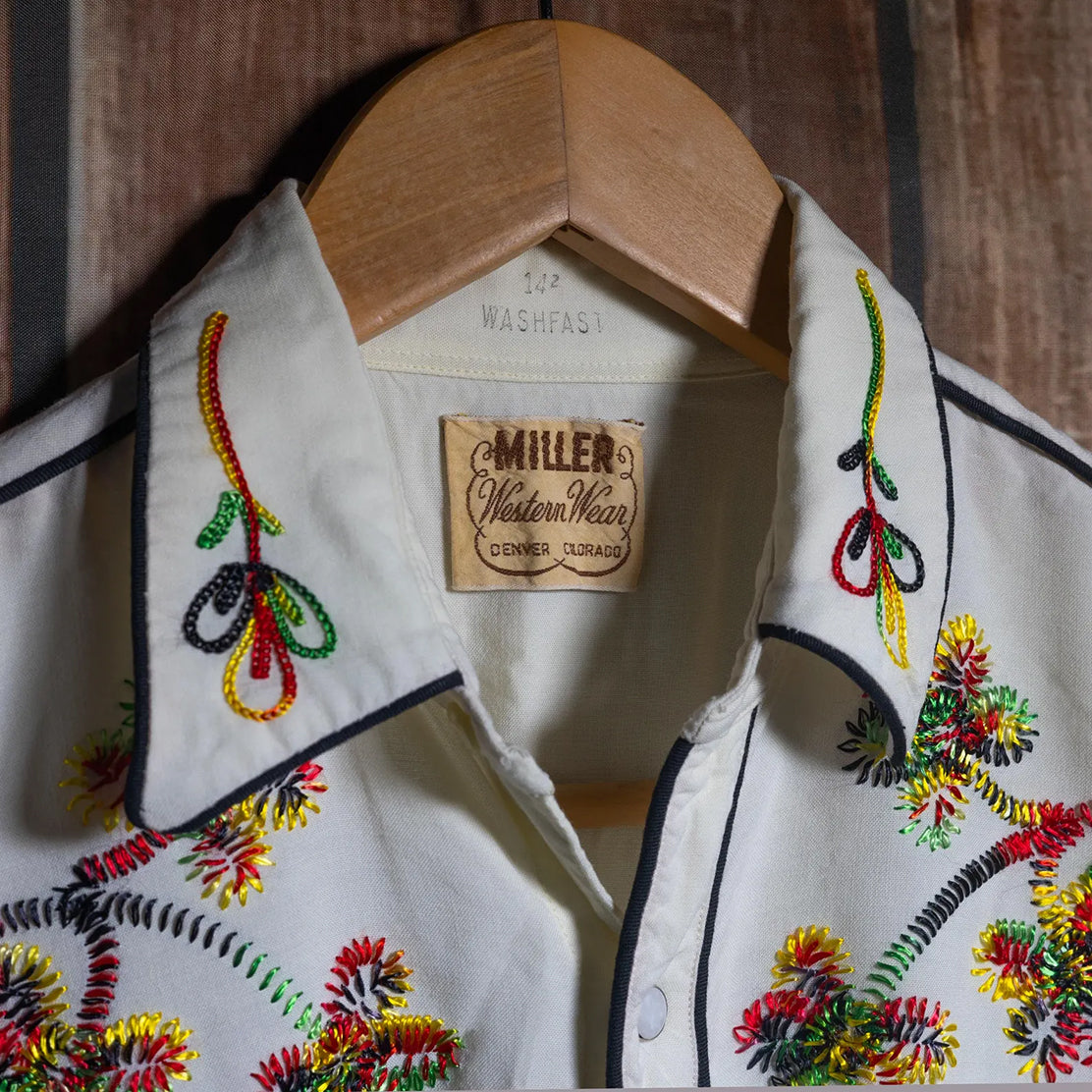 Vintage 1950s Miller Western Wear Embroidered Cream Rayon Western Shirt