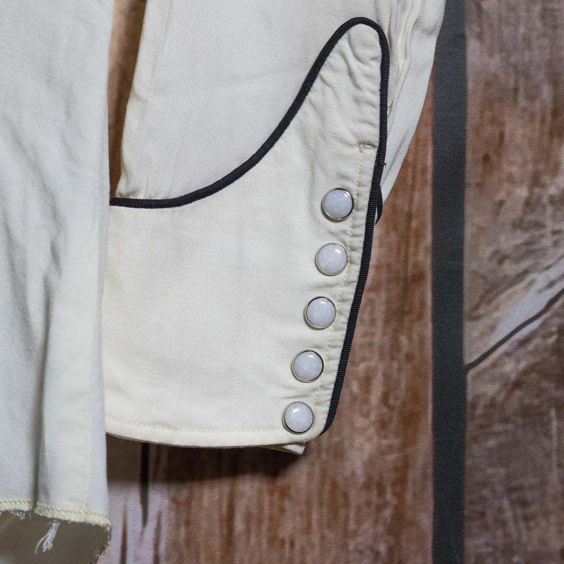 Vintage 1950s Miller Western Wear Embroidered Cream Rayon Western Shirt